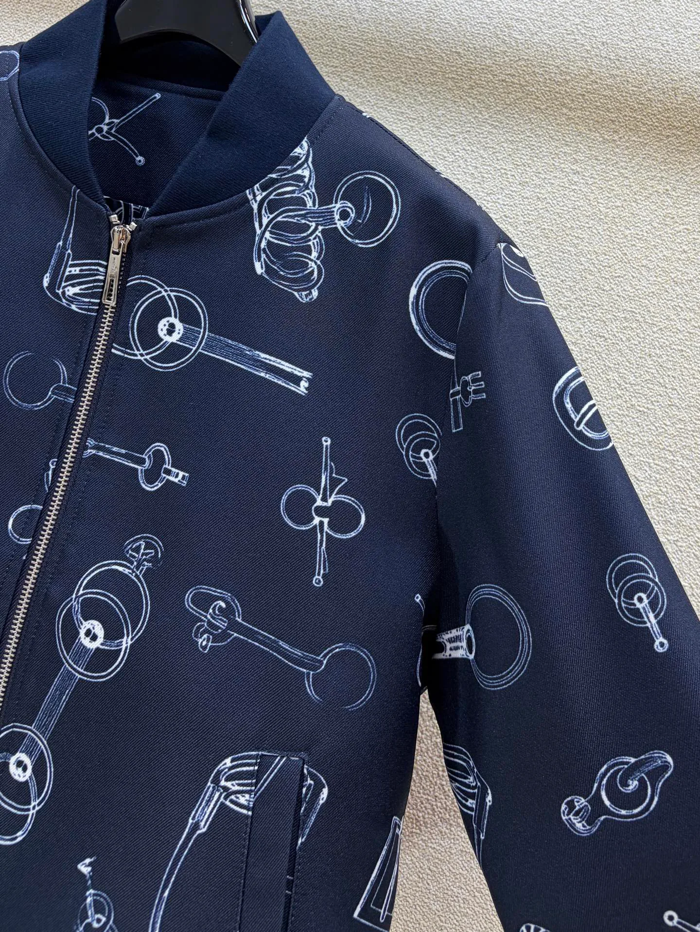 Куртки И Пуховики Женские Hermes 18506391