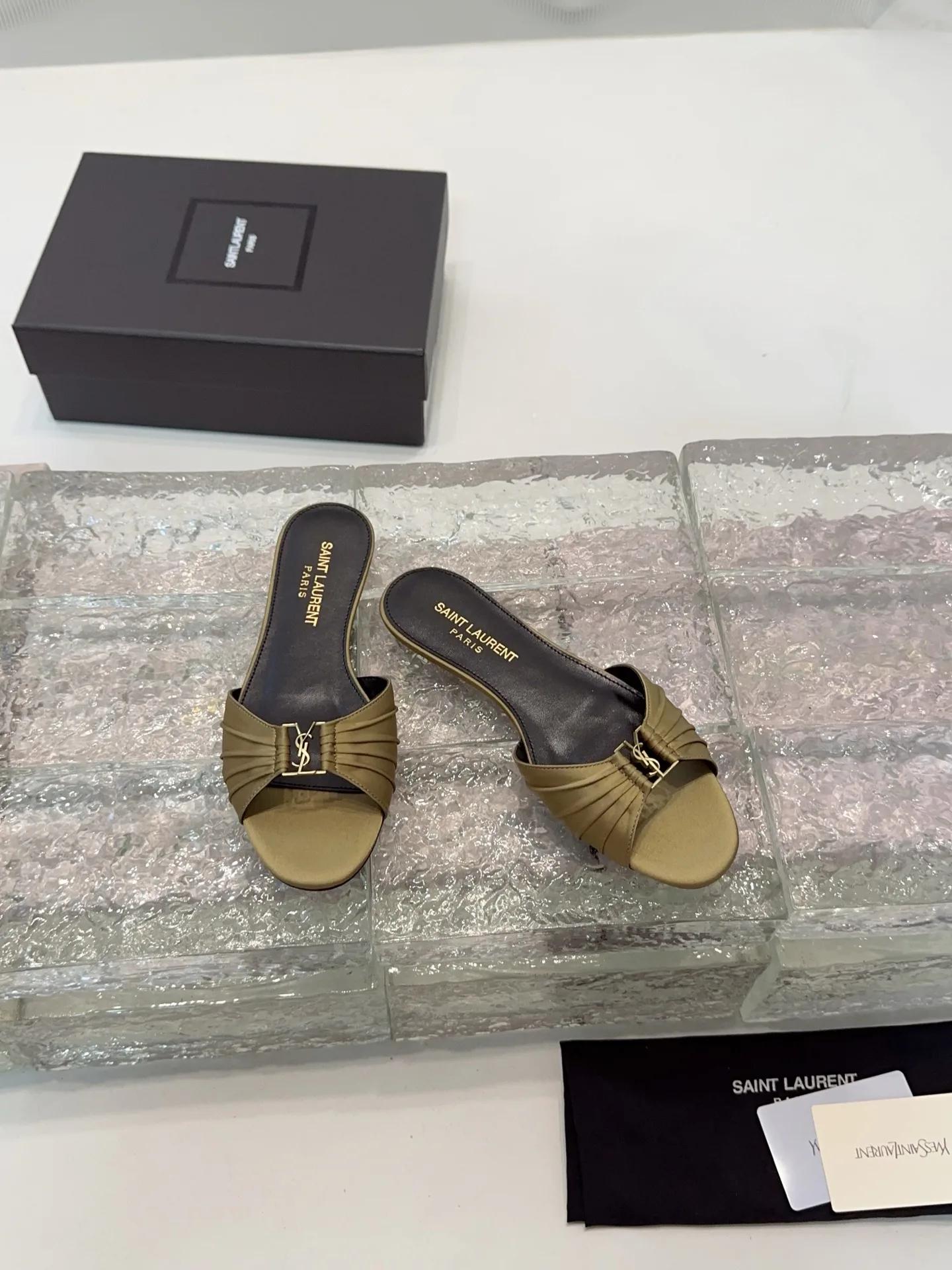 Босоножки Женские Saint Laurent 13339116