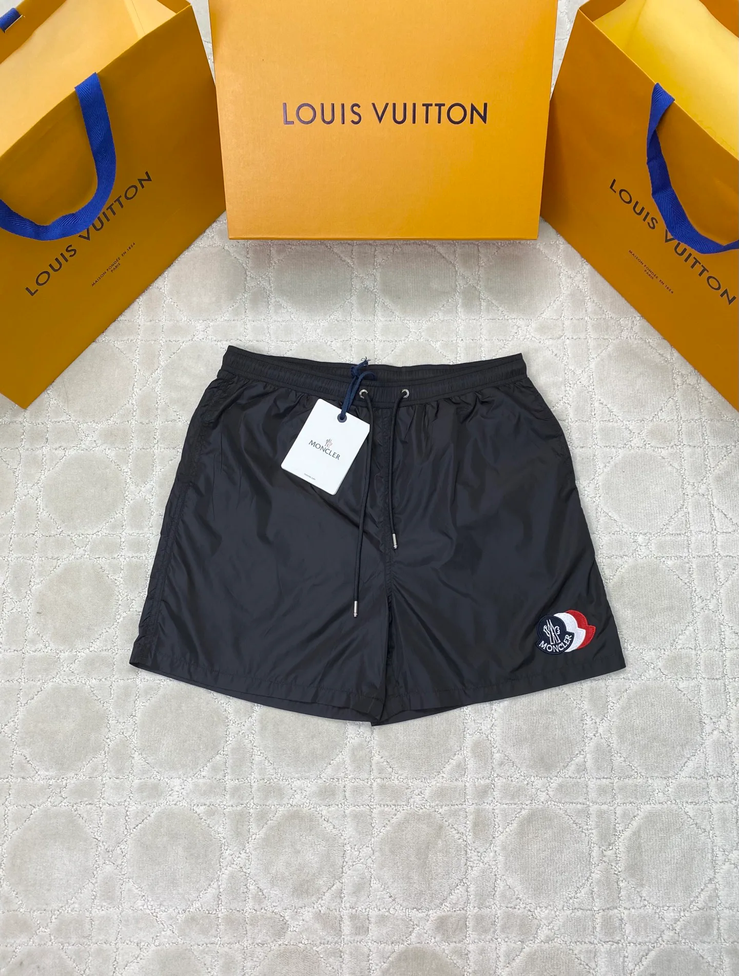 Шорты Мужские Moncler 12434057