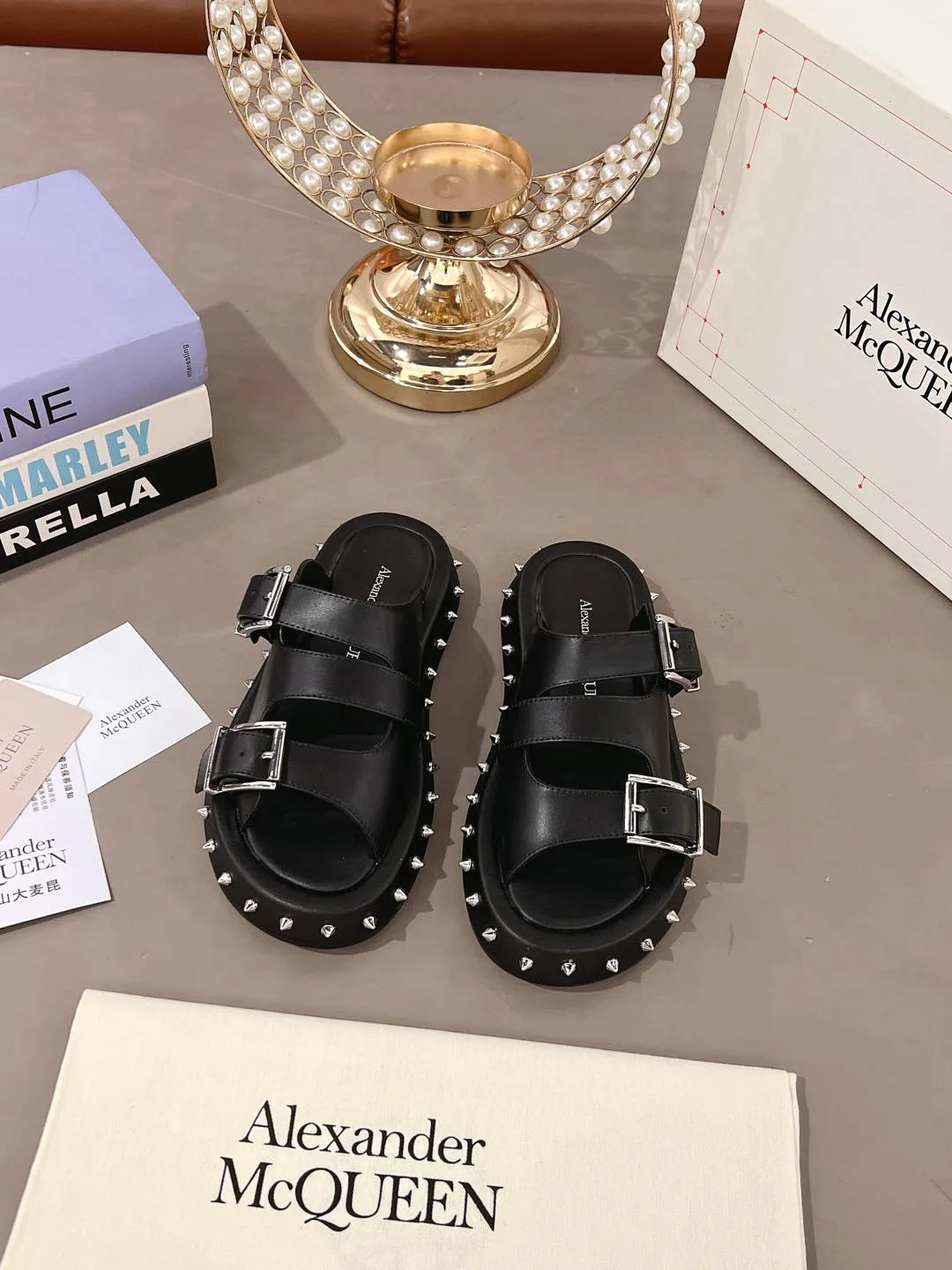 Шлепанцы Женские Alexander Mcqueen 17492