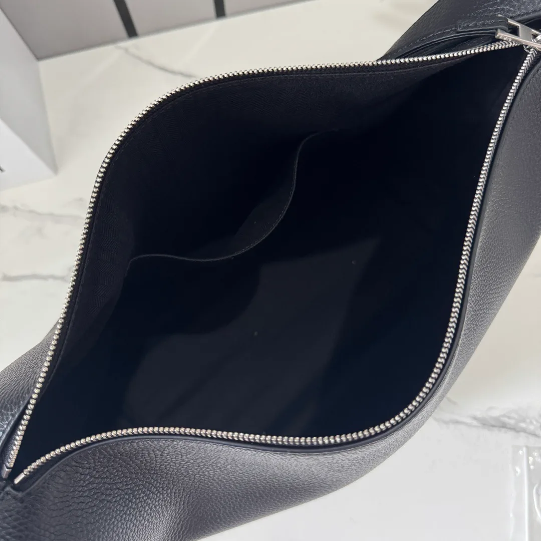 Классические Сумки Женские Loewe 17502843