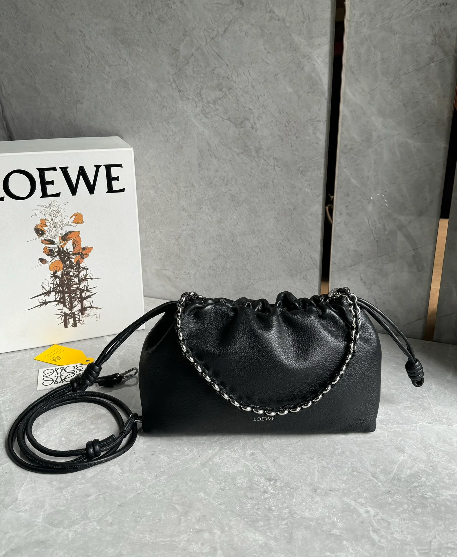 Классические Сумки Женские Loewe 11402829