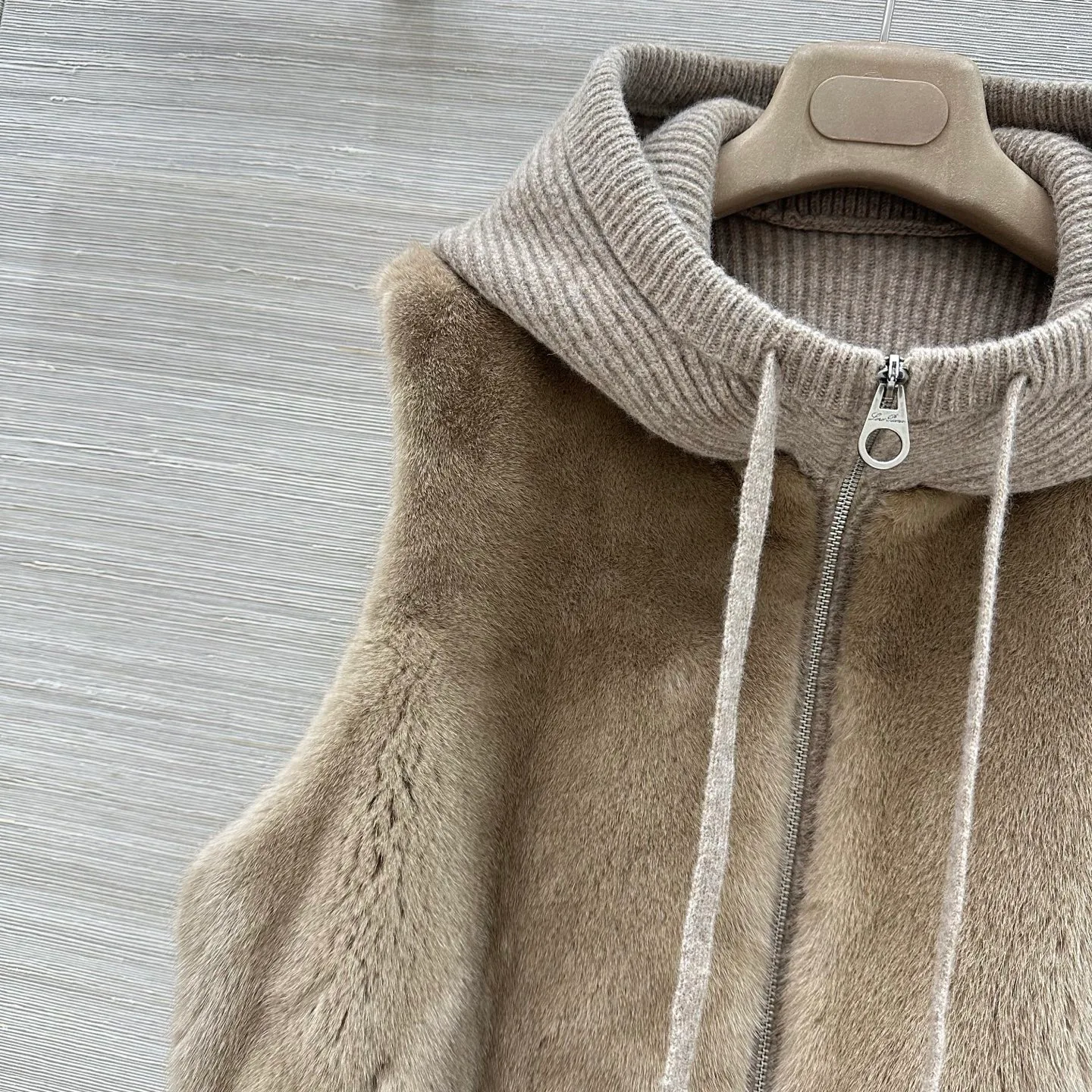 Жилеты Женские Loro Piana 18632964