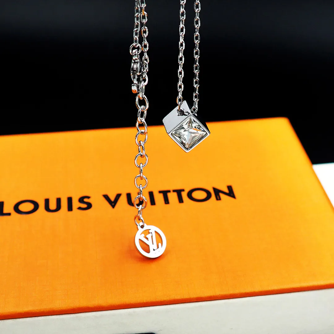 Бижутерия Louis Vuitton 12714088
