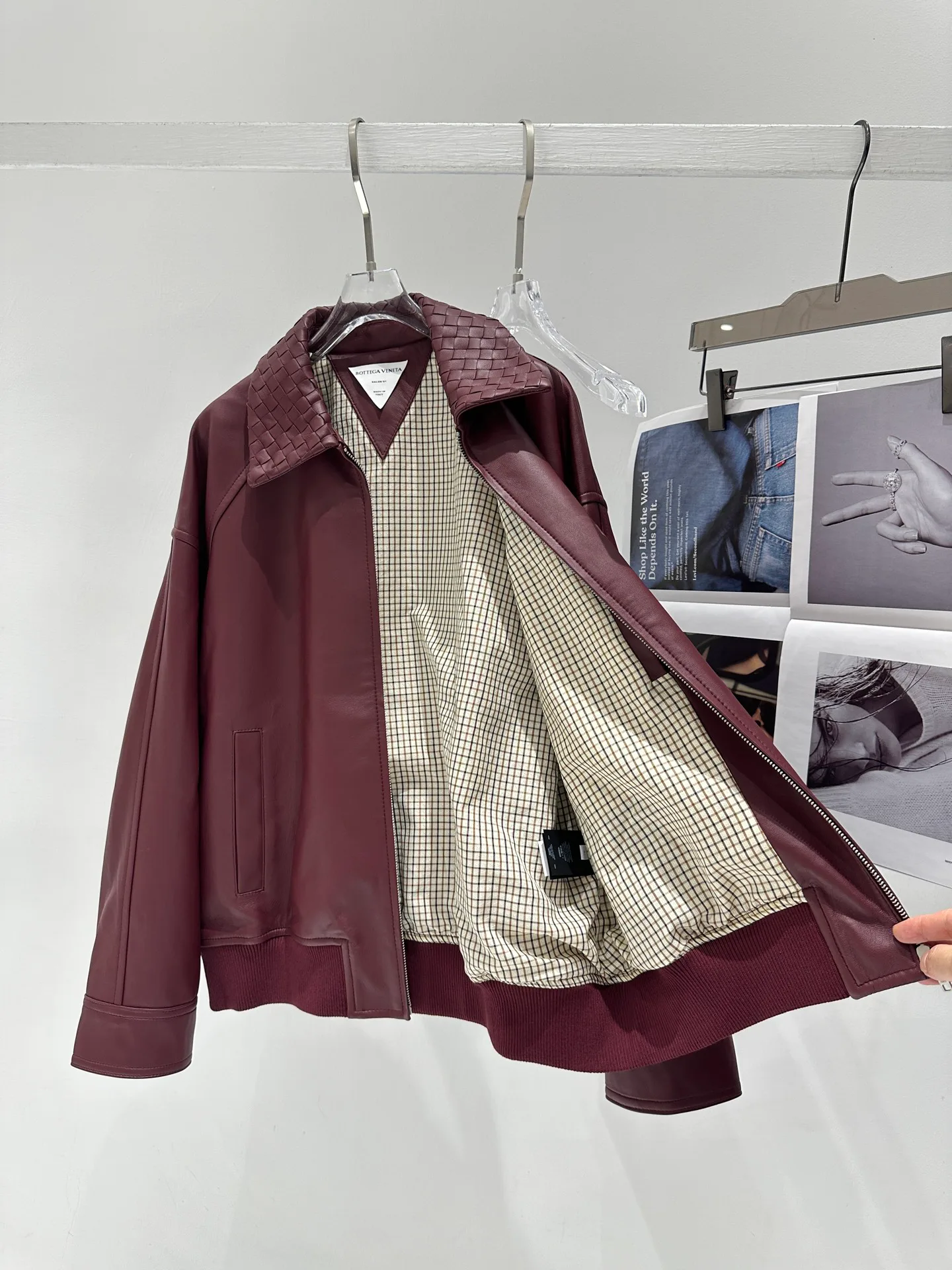 Кожаные Куртки И Дублёнки Женские Bottega Veneta 11759409
