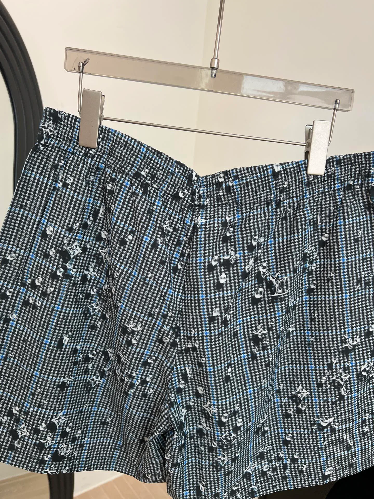 Шорты Мужские Louis Vuitton 12684863