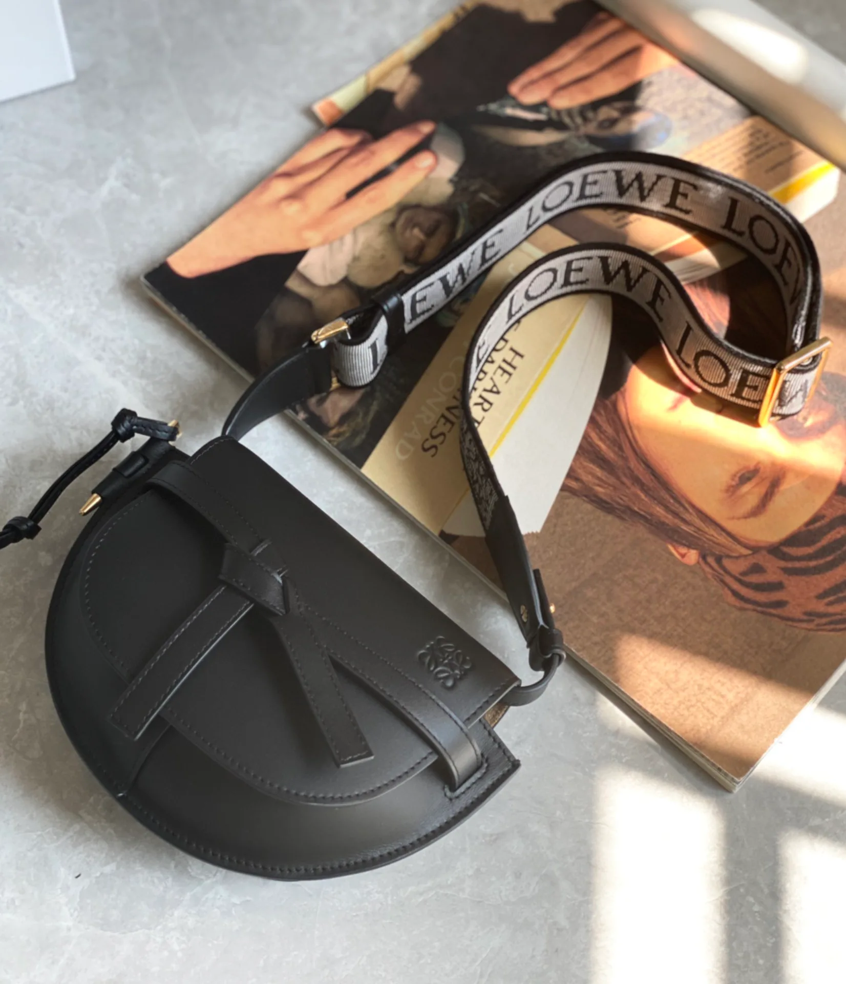 Сумки На Ремне Женские Loewe 11402876