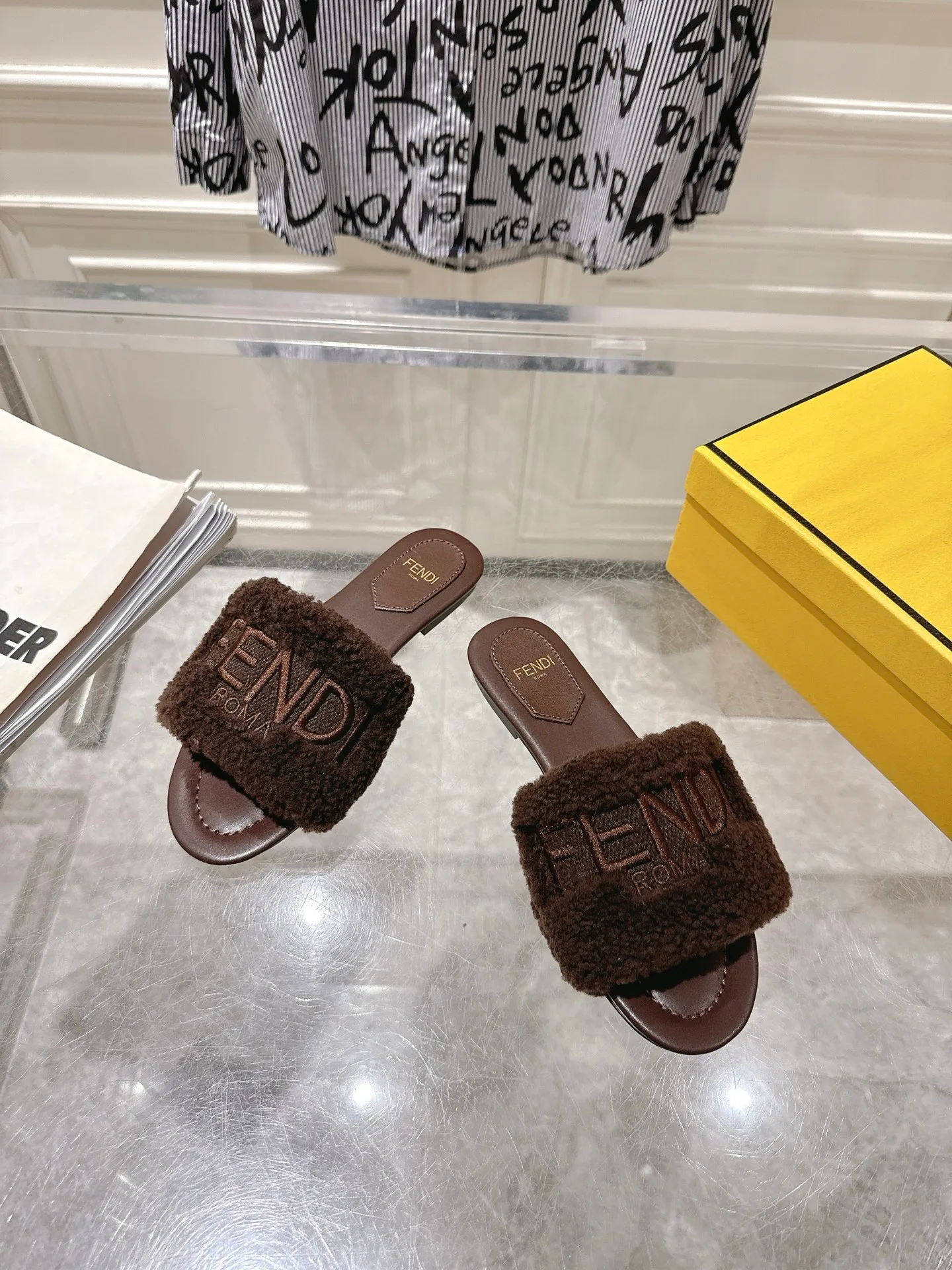 Шлепанцы Женские Fendi 56023