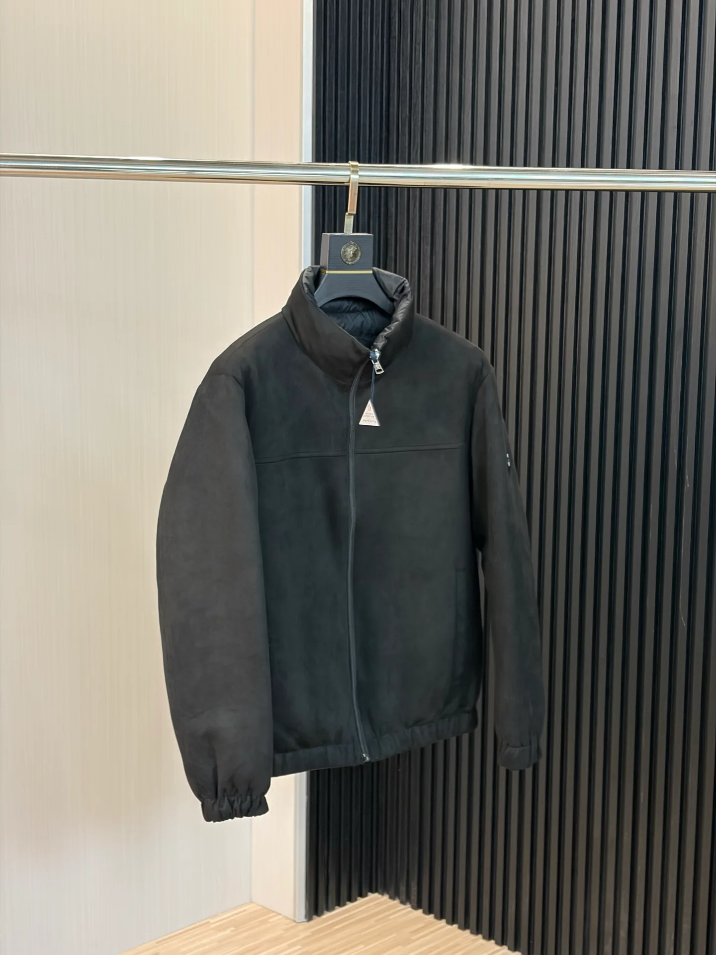 Куртки И Пуховики Женские Moncler 18188486