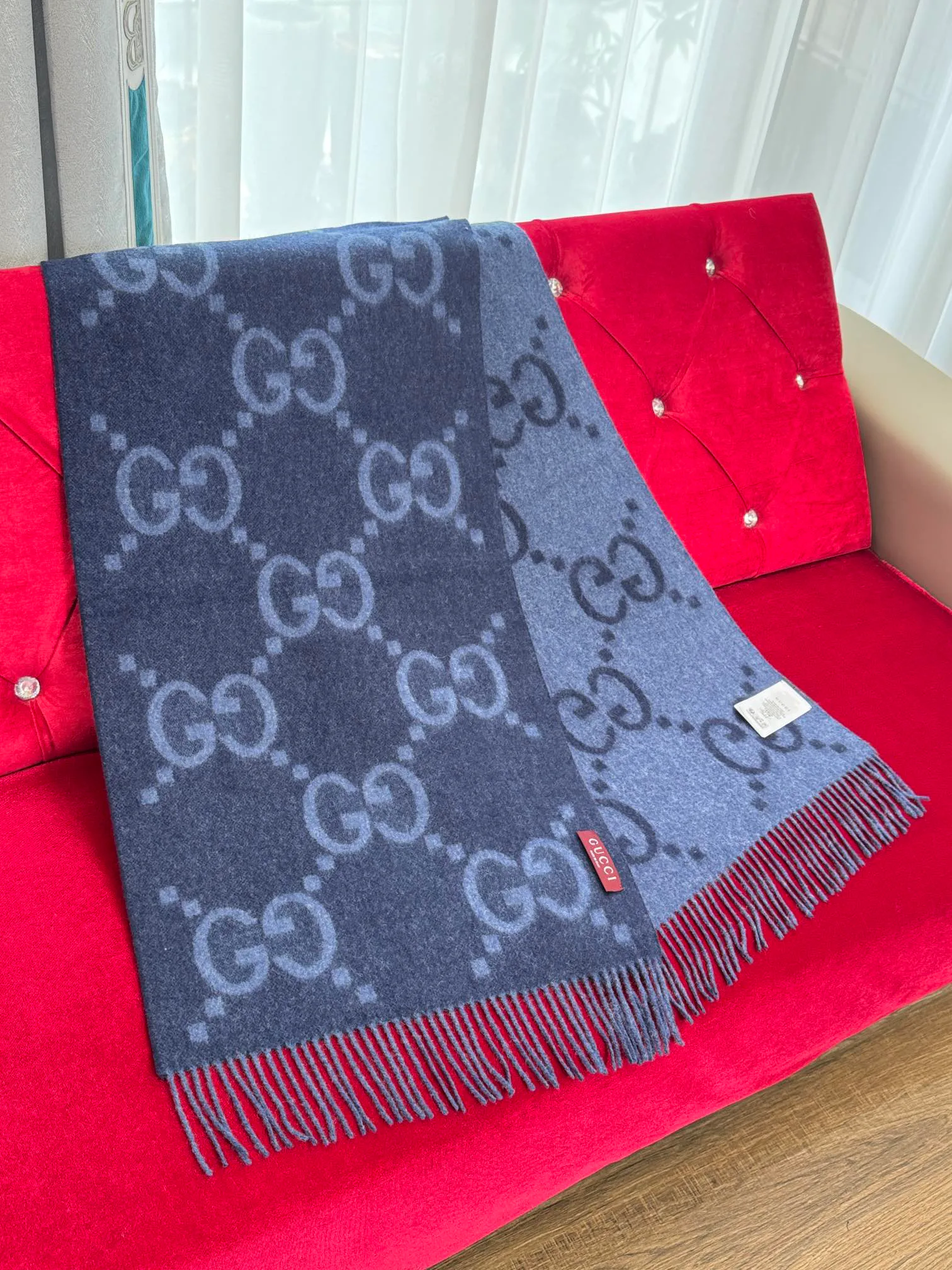 Шарфы Gucci 17992377