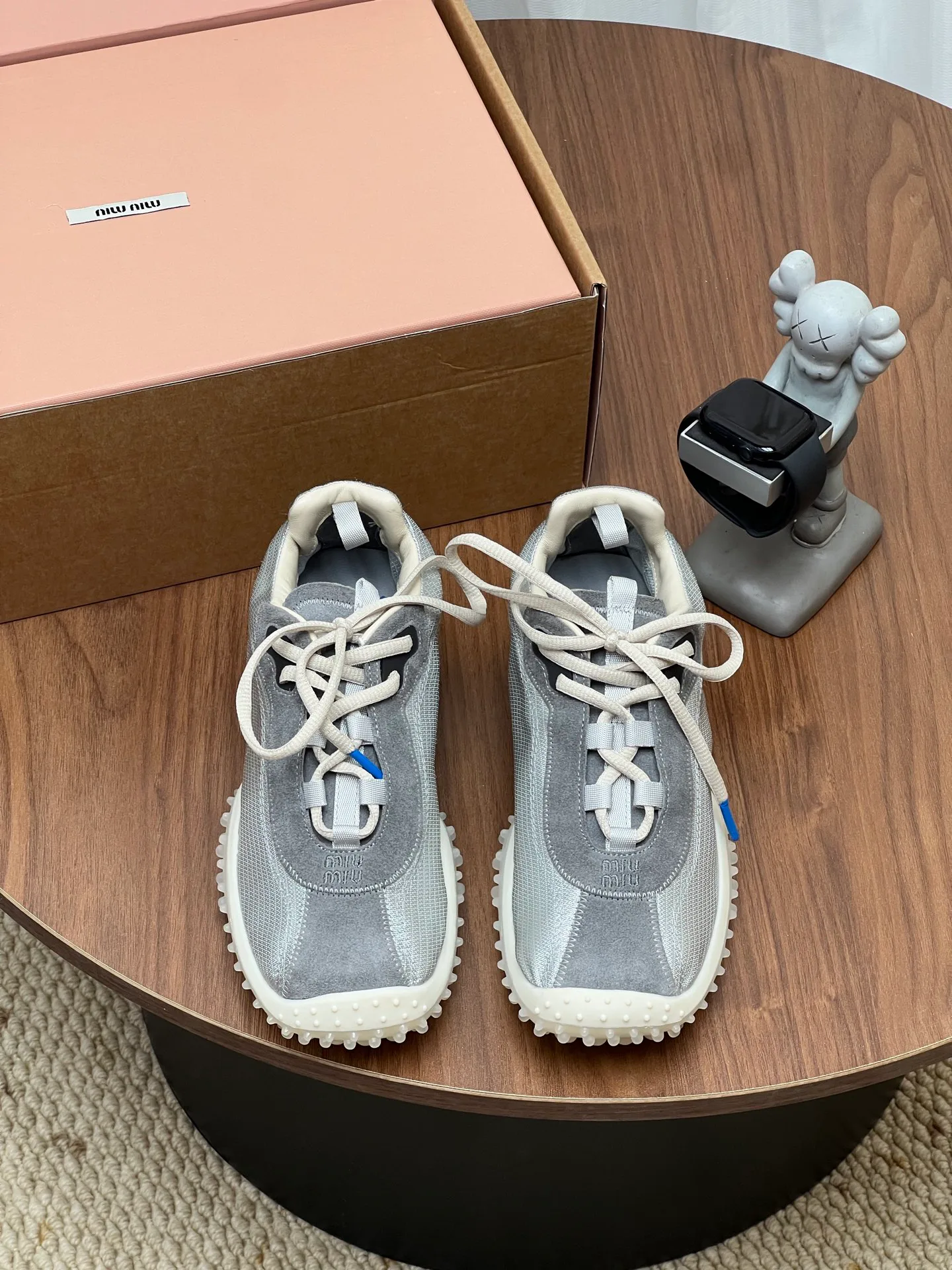 Кроссовки Женские Miu Miu 17787092
