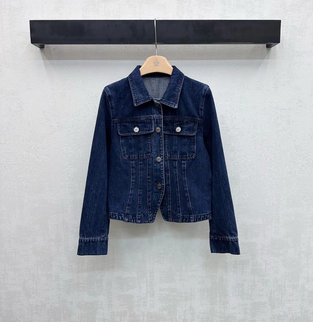 Куртки И Пуховики Женские Chanel 9820464