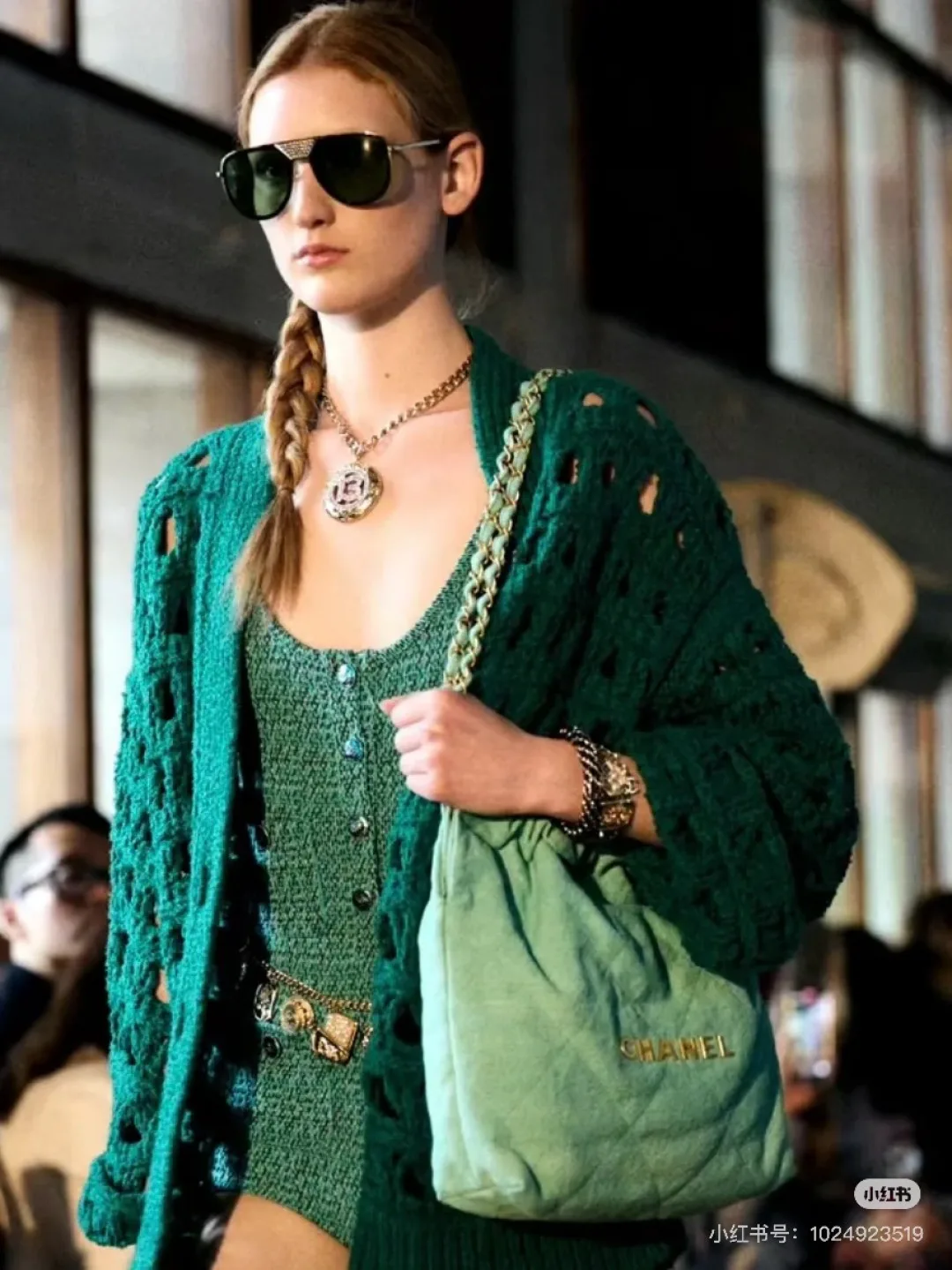 Свитеры Женские Chanel Свитеры Женские Chanel