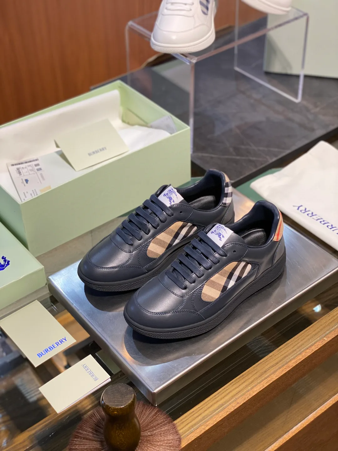 Кроссовки Мужские Burberry 284024