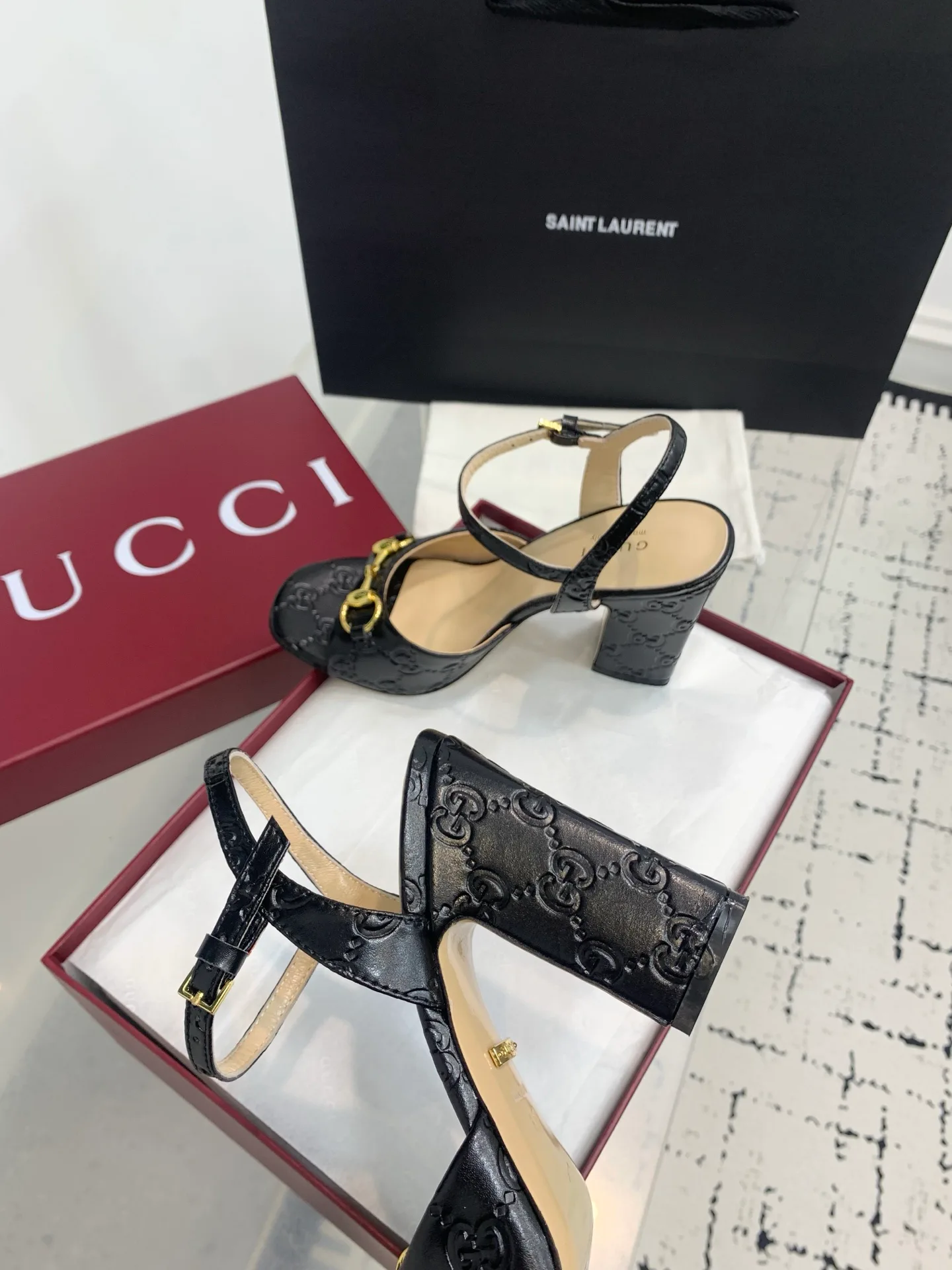 Босоножки Женские Gucci 882867