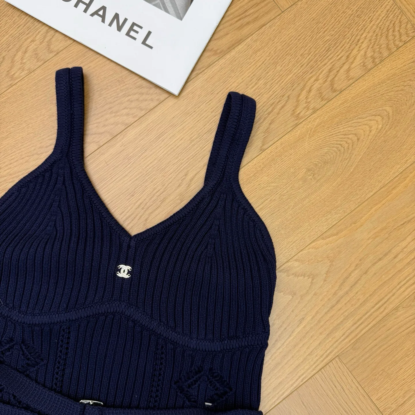 Топы Женские Chanel 13419736