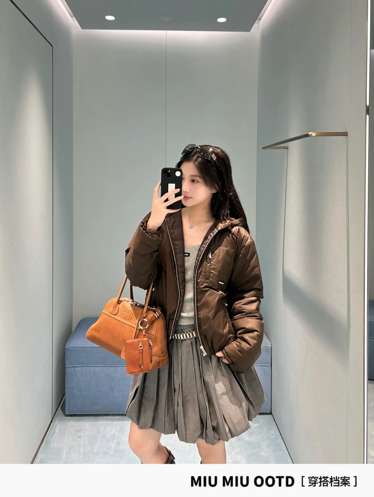 Куртки И Пуховики Женские Miu Miu 18113741