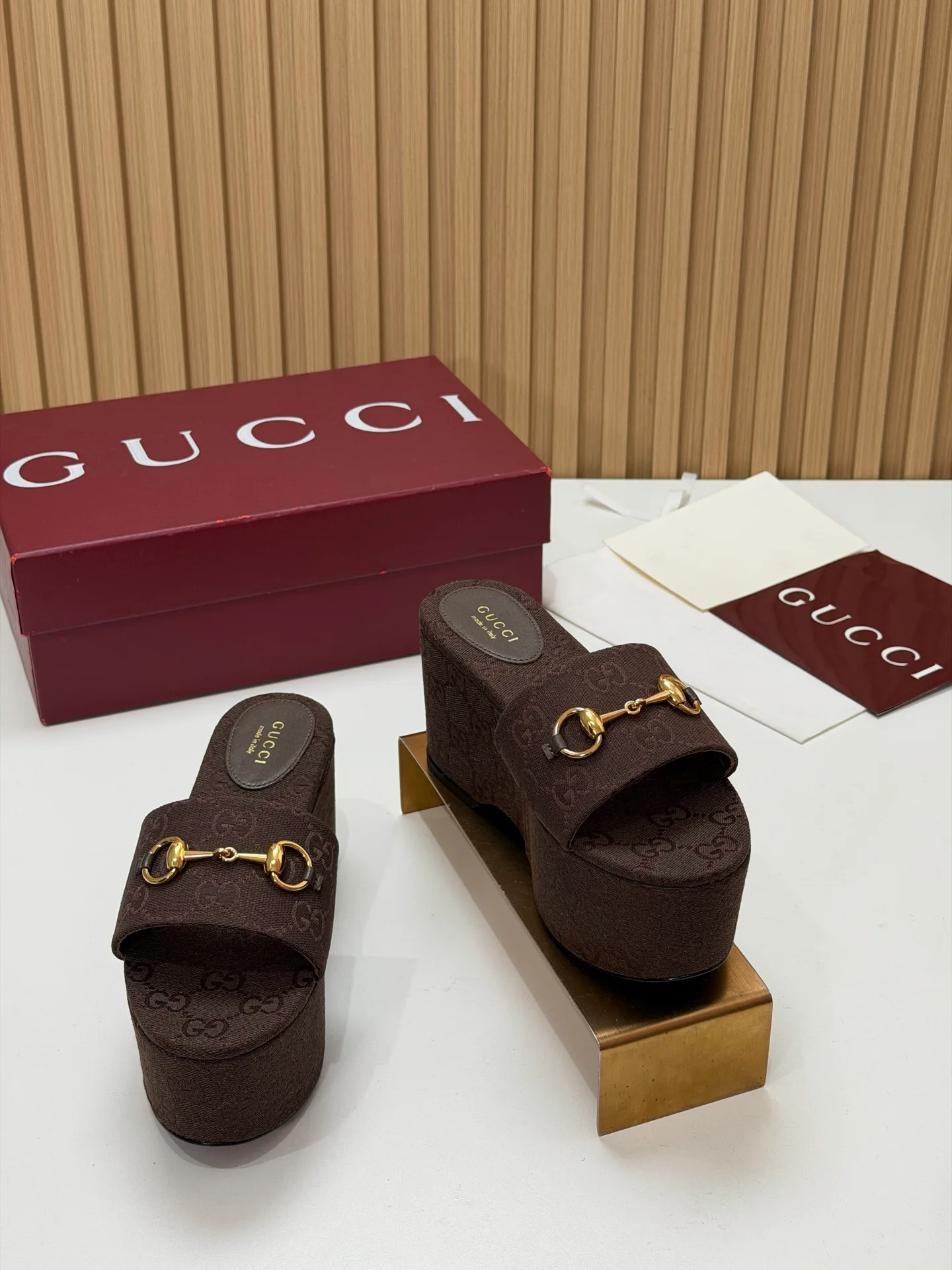 Босоножки Женские Gucci 17631674