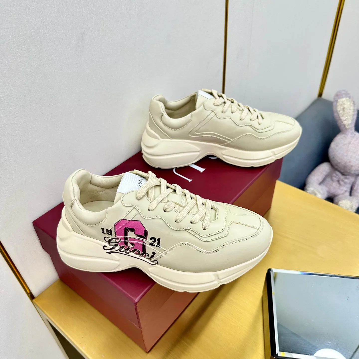 Кроссовки Женские Gucci 4931991