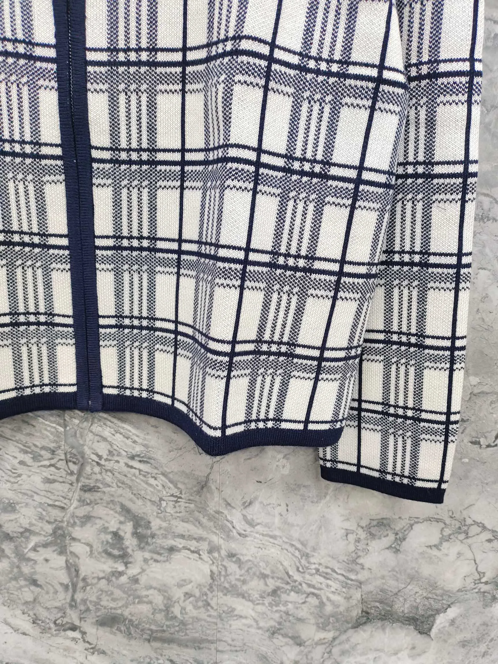 Джемперы И Свитеры Женские Burberry 18417246