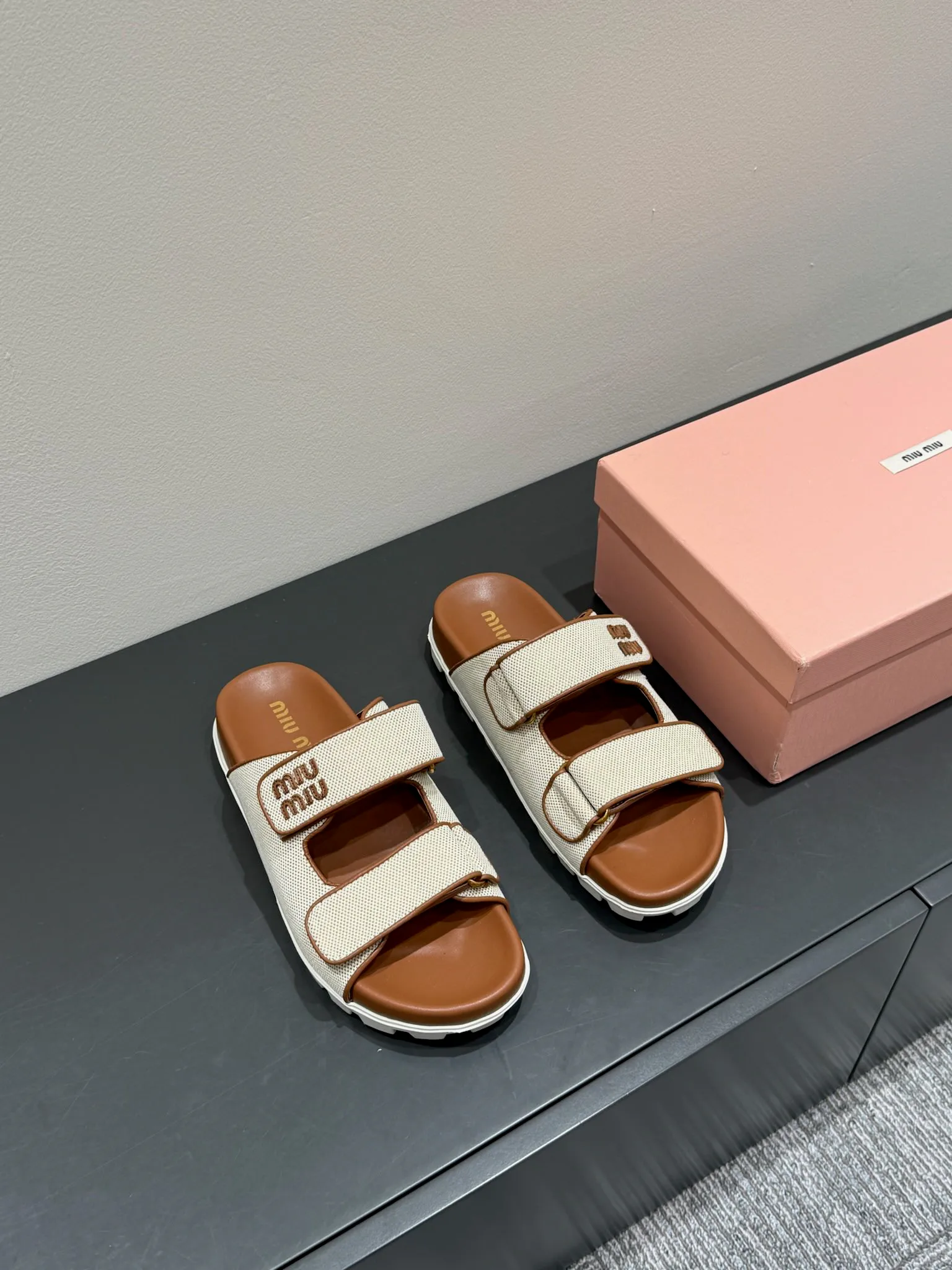 Шлепанцы Женские Miu Miu 16148