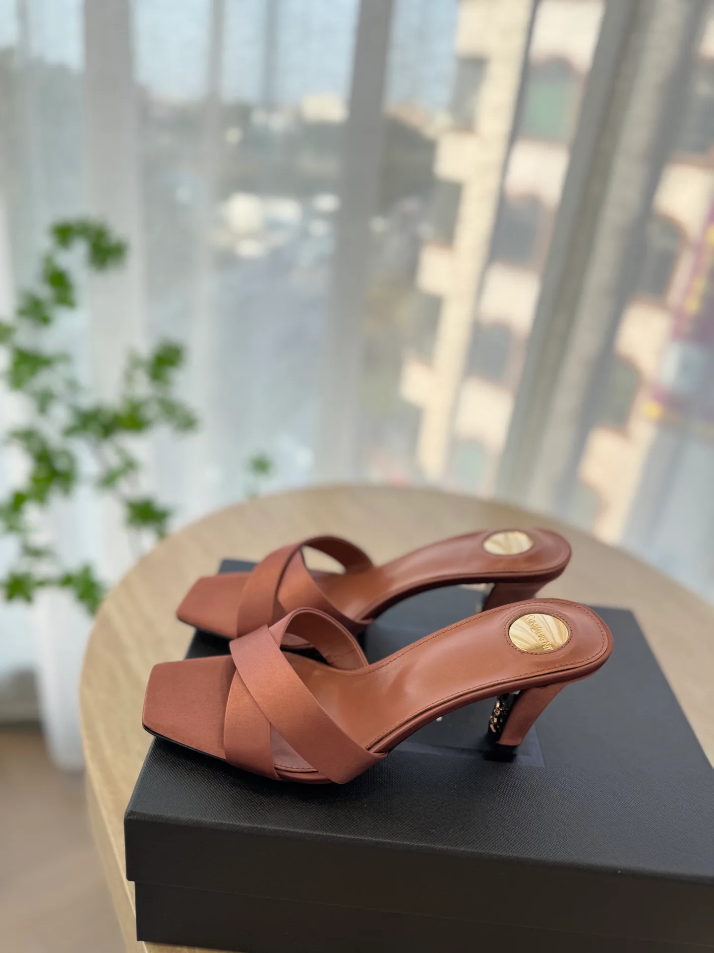 Босоножки Женские Saint Laurent 12815346