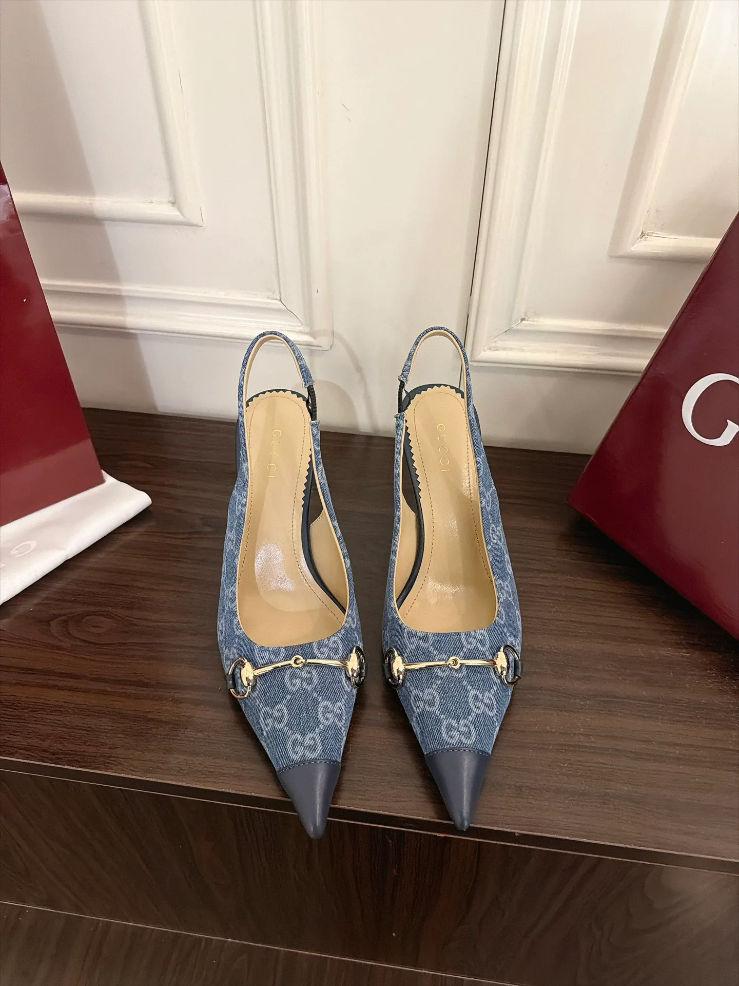 Туфли Женские Gucci 19483556