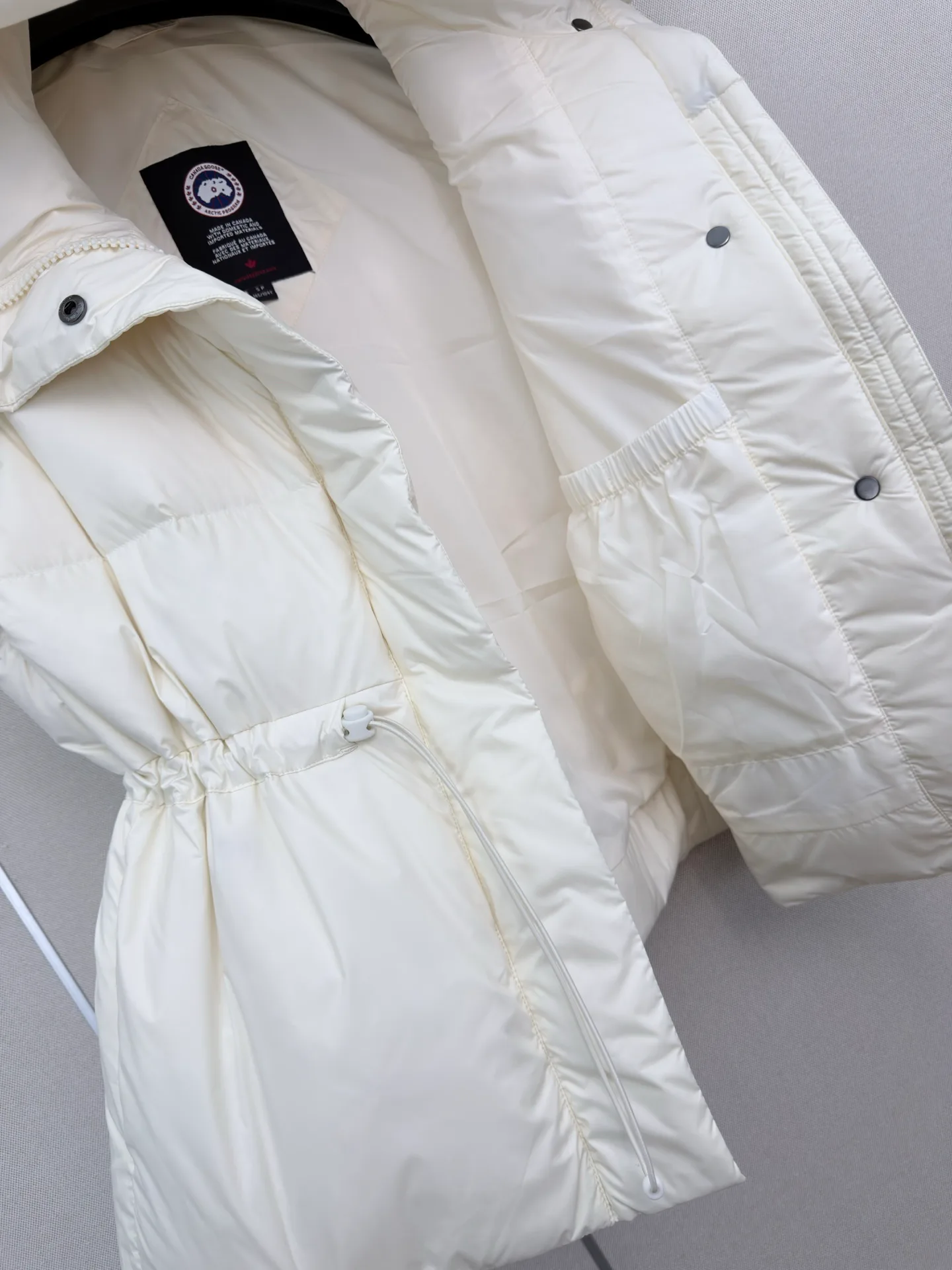 Куртки И Пуховики Женские Canada Goose 18108490