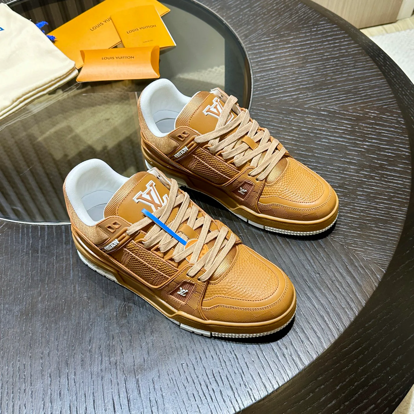 Кроссовки Женские Louis Vuitton 857736