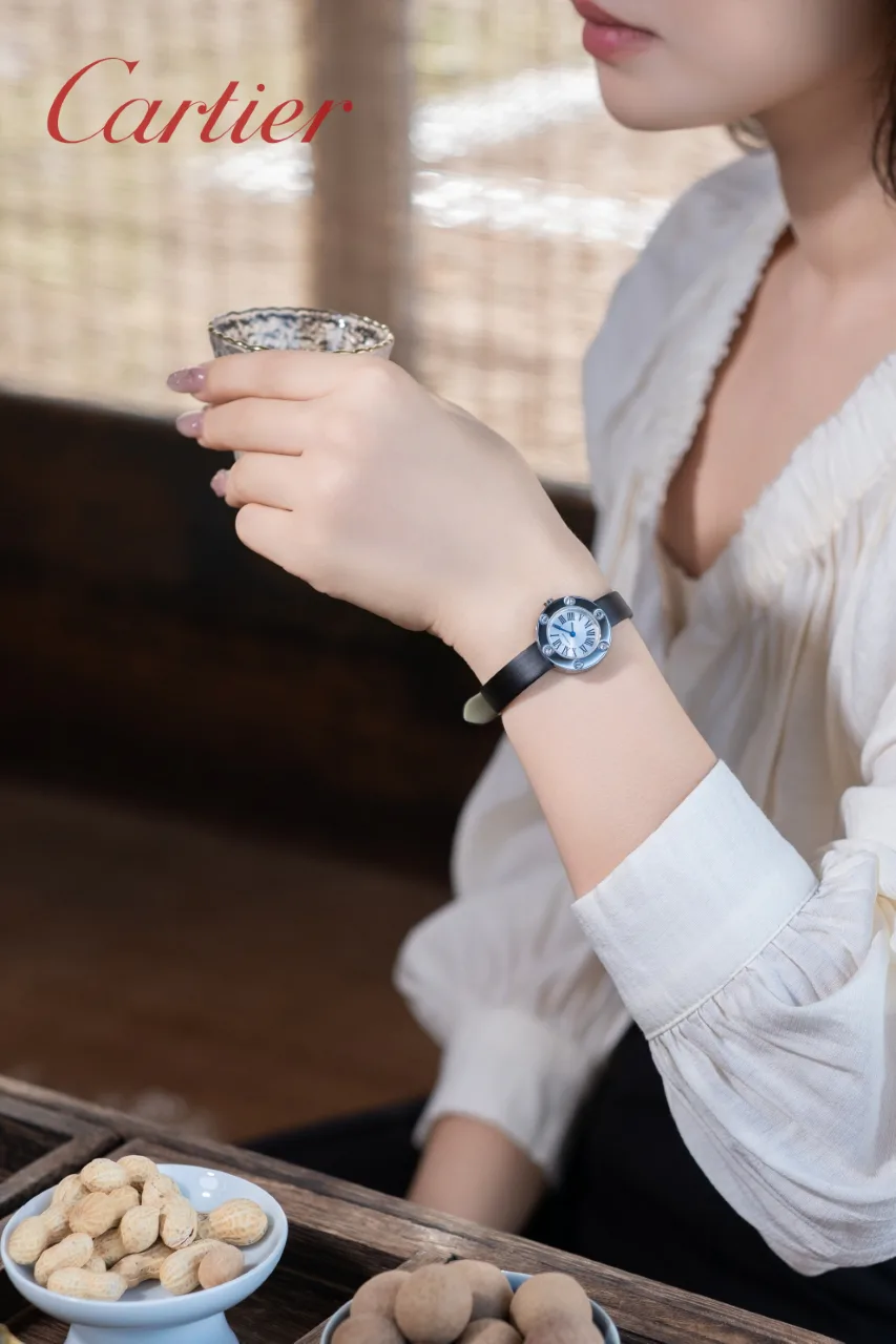 Часы Женские Cartier 11215509