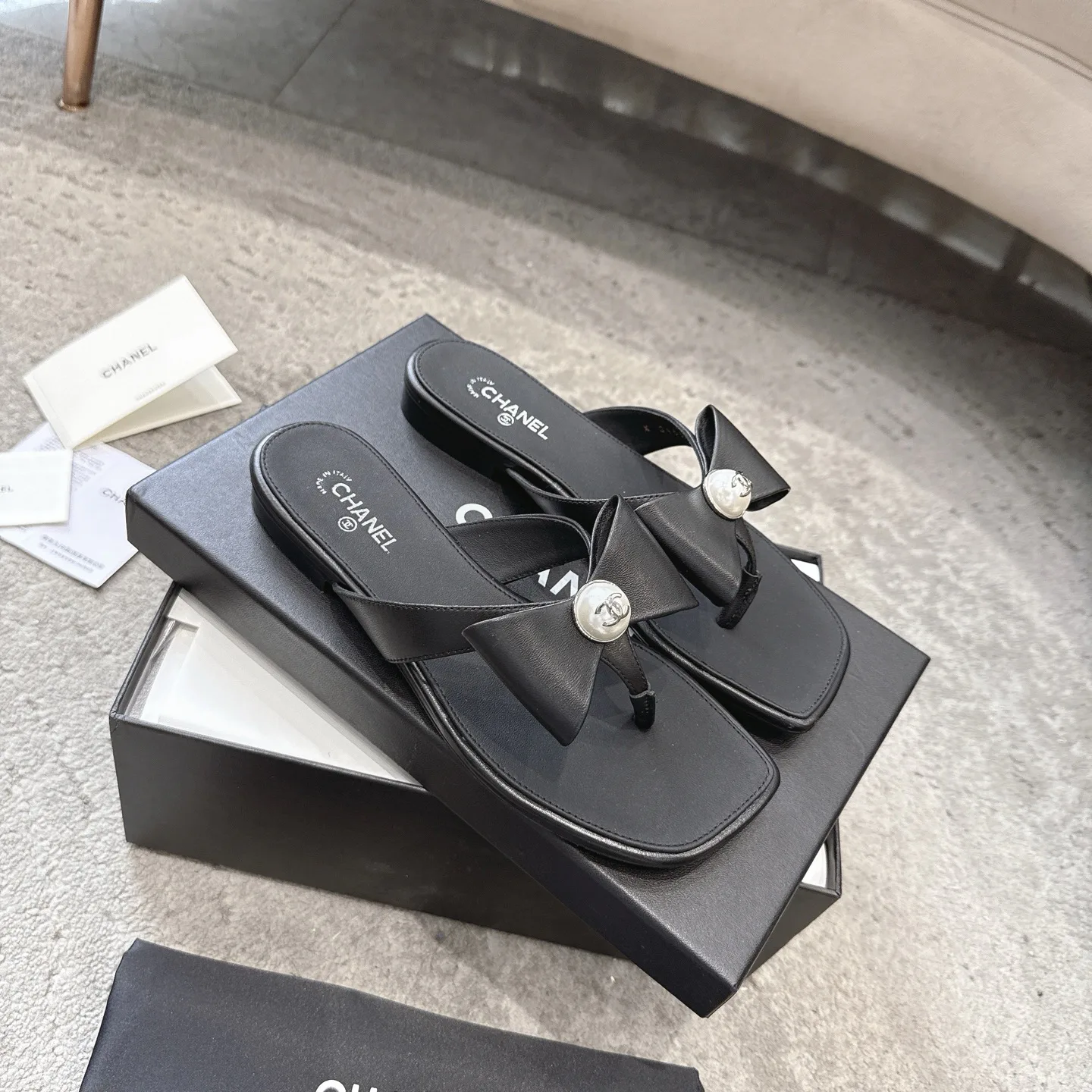 Шлепанцы Женские Chanel 17572294