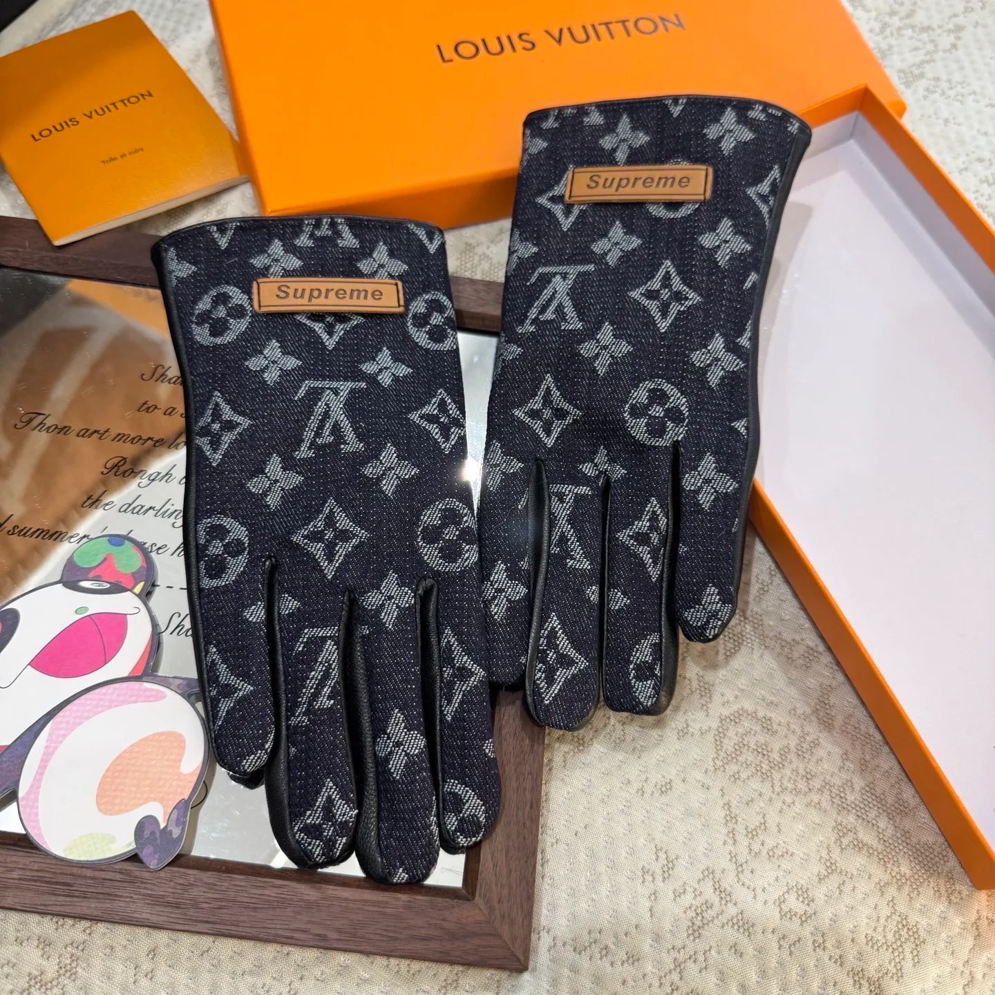 Перчатки Louis Vuitton 785704