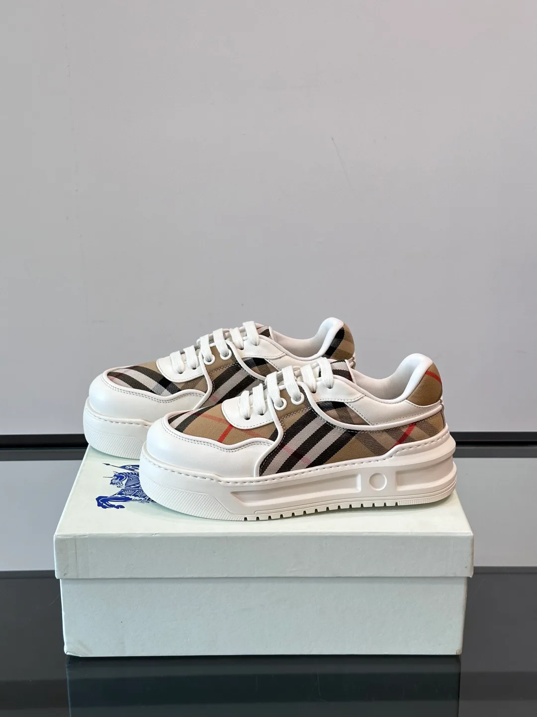 Кроссовки Мужские Burberry 12932266