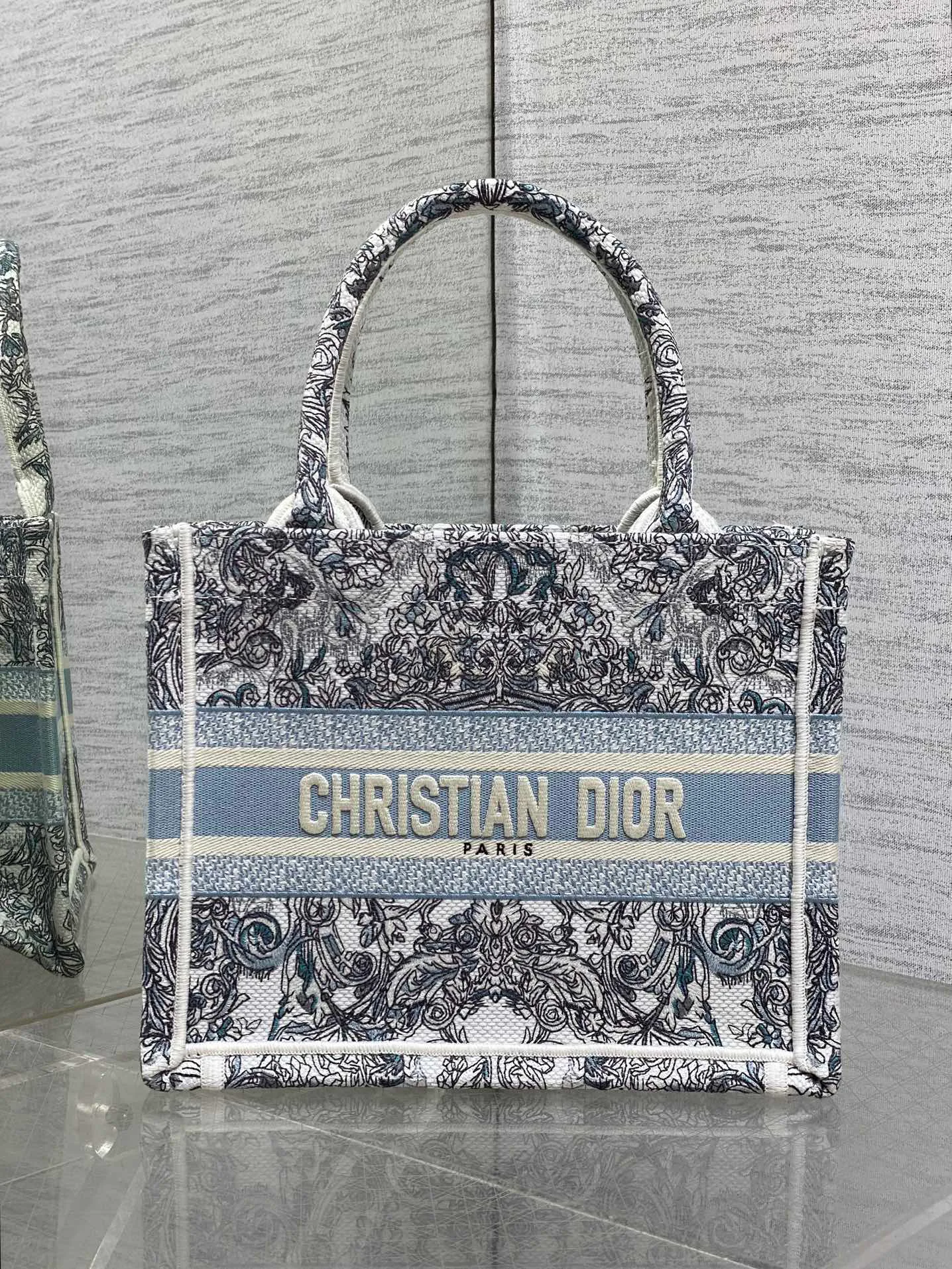 Классические Сумки Женские Christian Dior 11224084