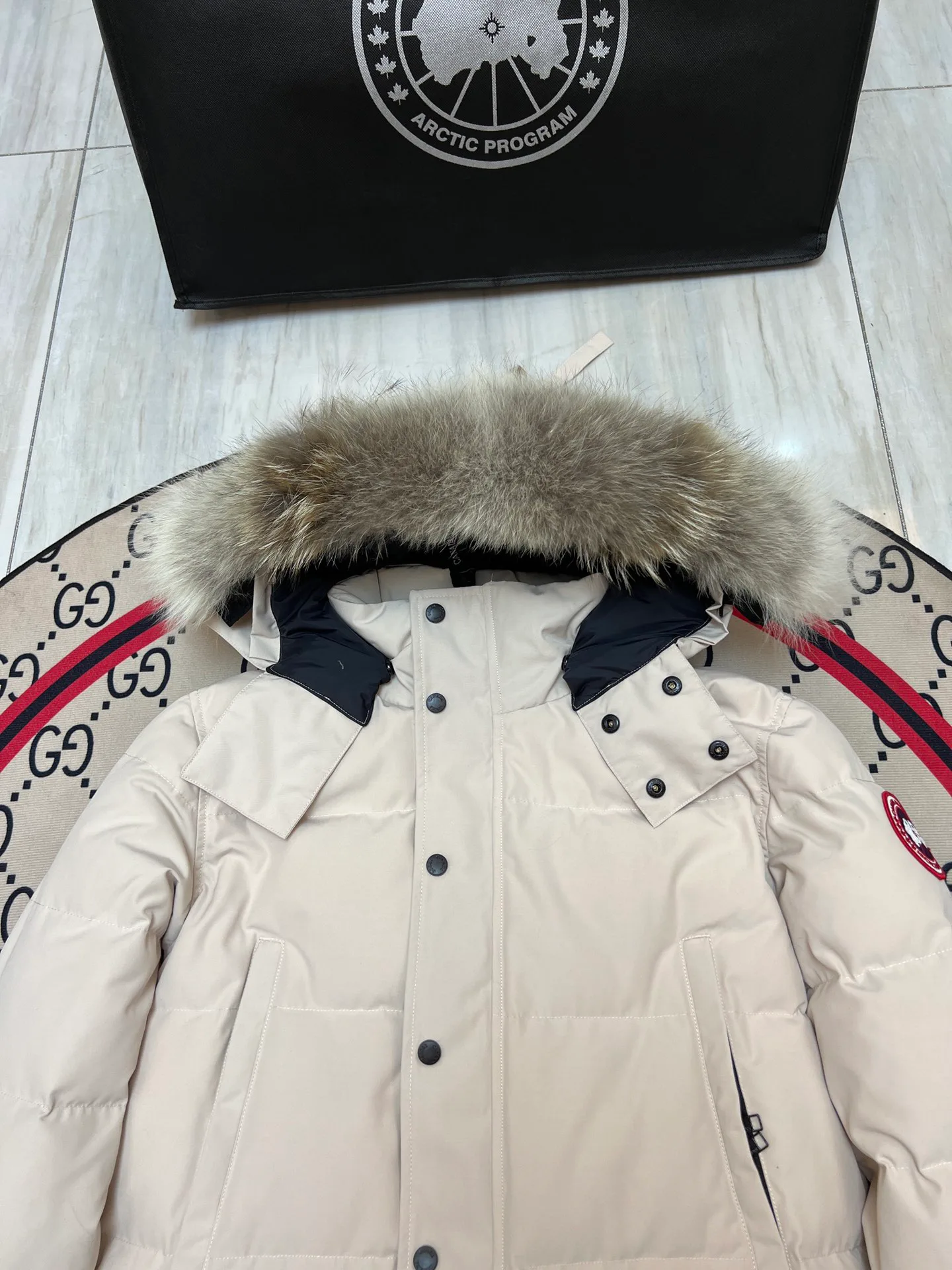 Куртки И Пуховики Женские Canada Goose 3153875