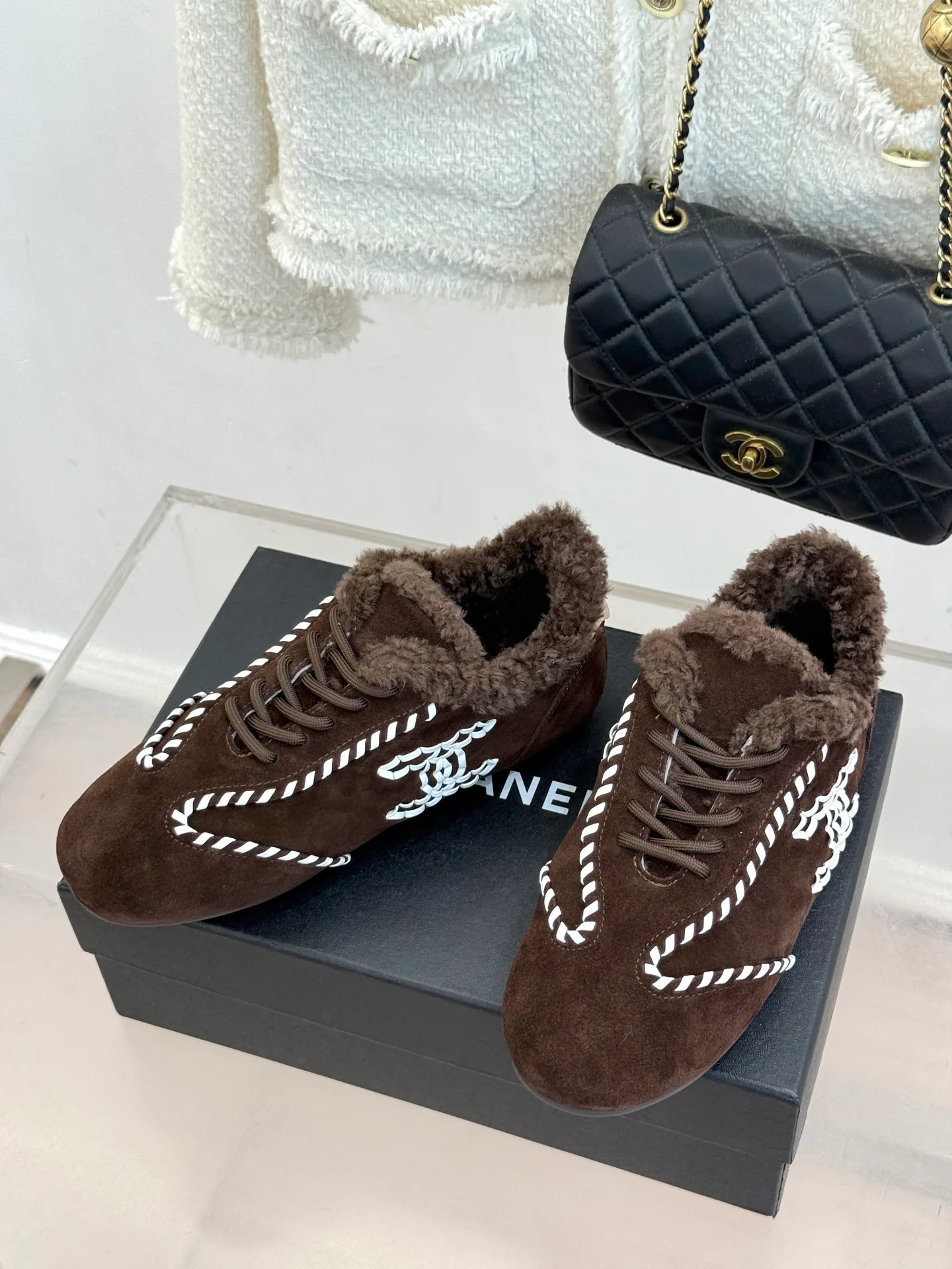 Кроссовки Женские Chanel 18788746