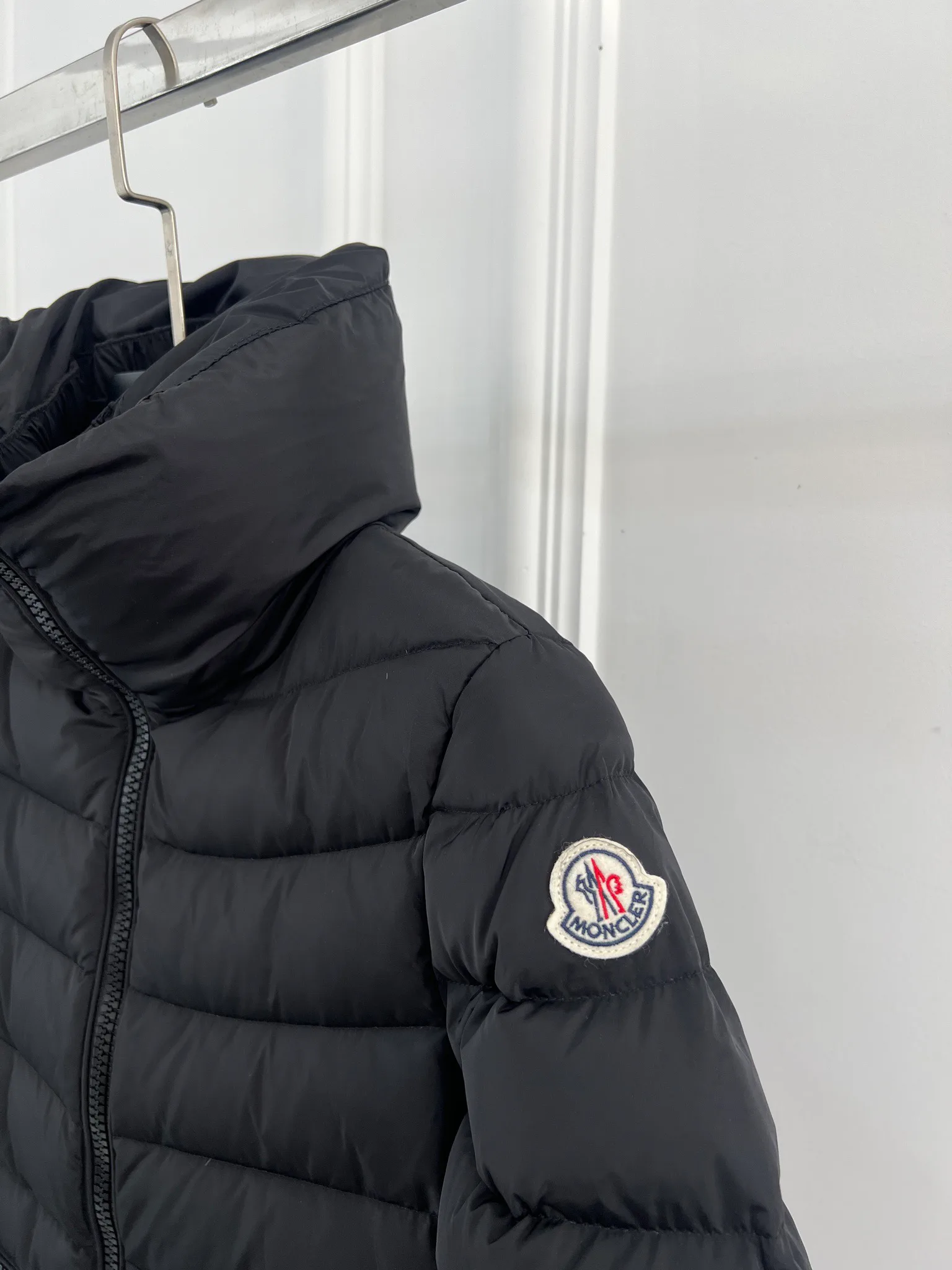 Куртки И Пуховики Женские Moncler 18416188