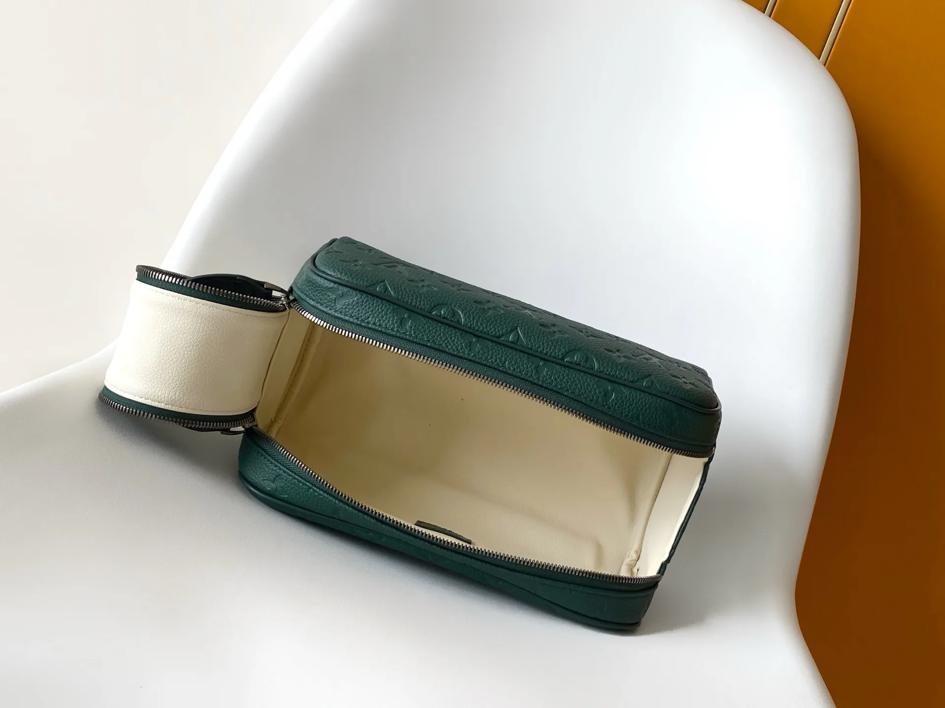 Клатчи Женские Louis Vuitton 349406