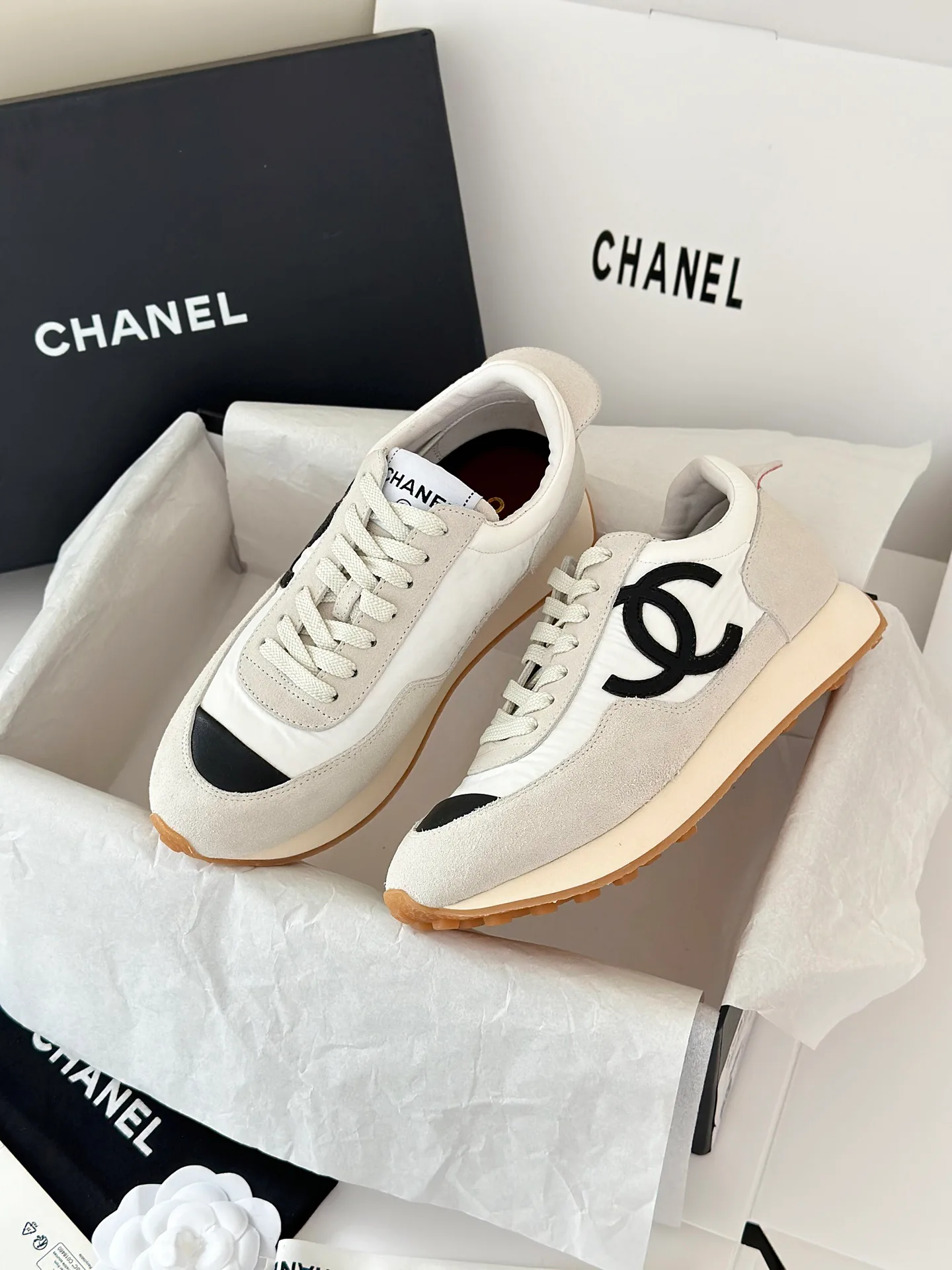 Кроссовки Женские Chanel 11616735