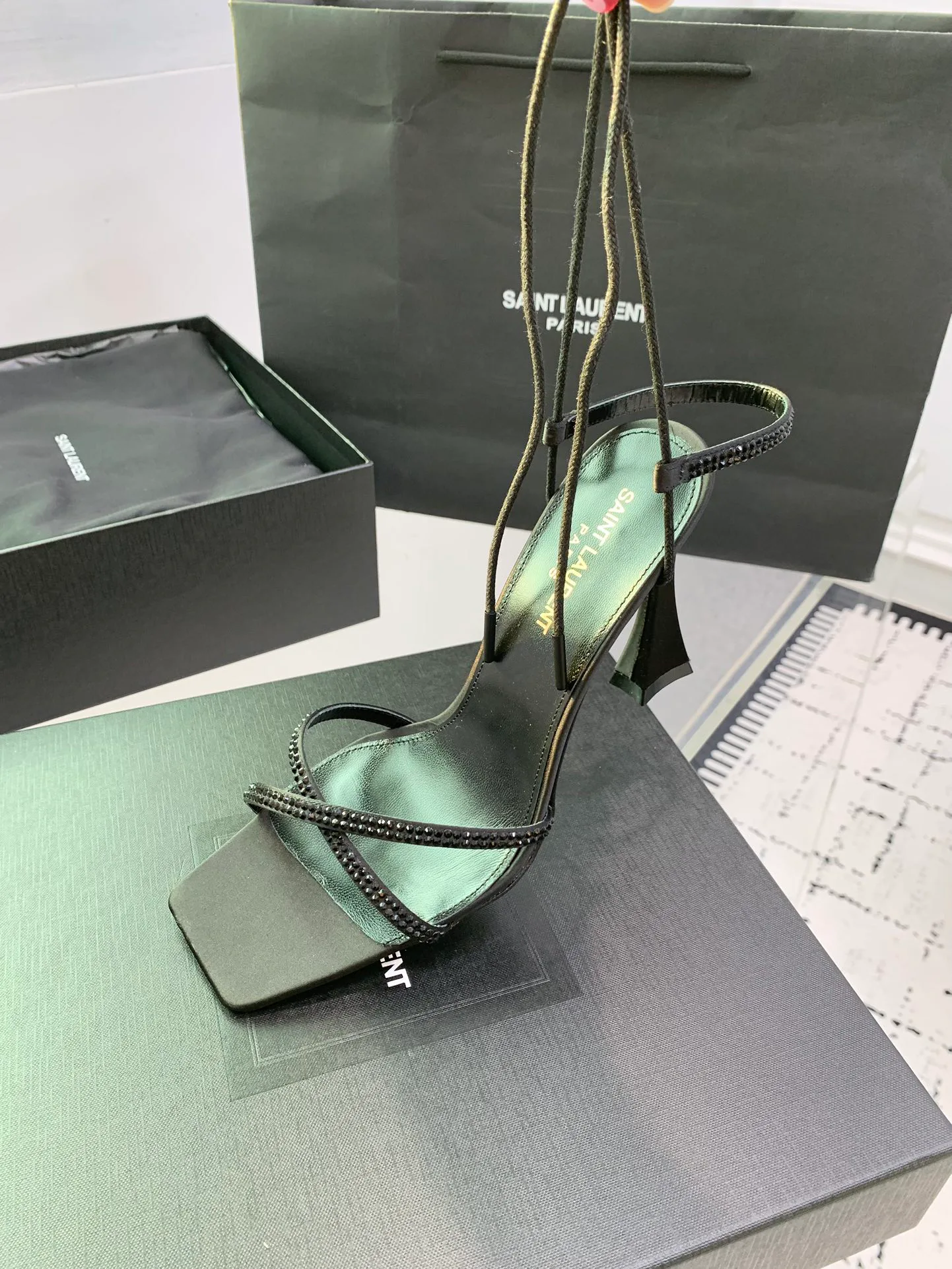 Босоножки Женские Saint Laurent 6579