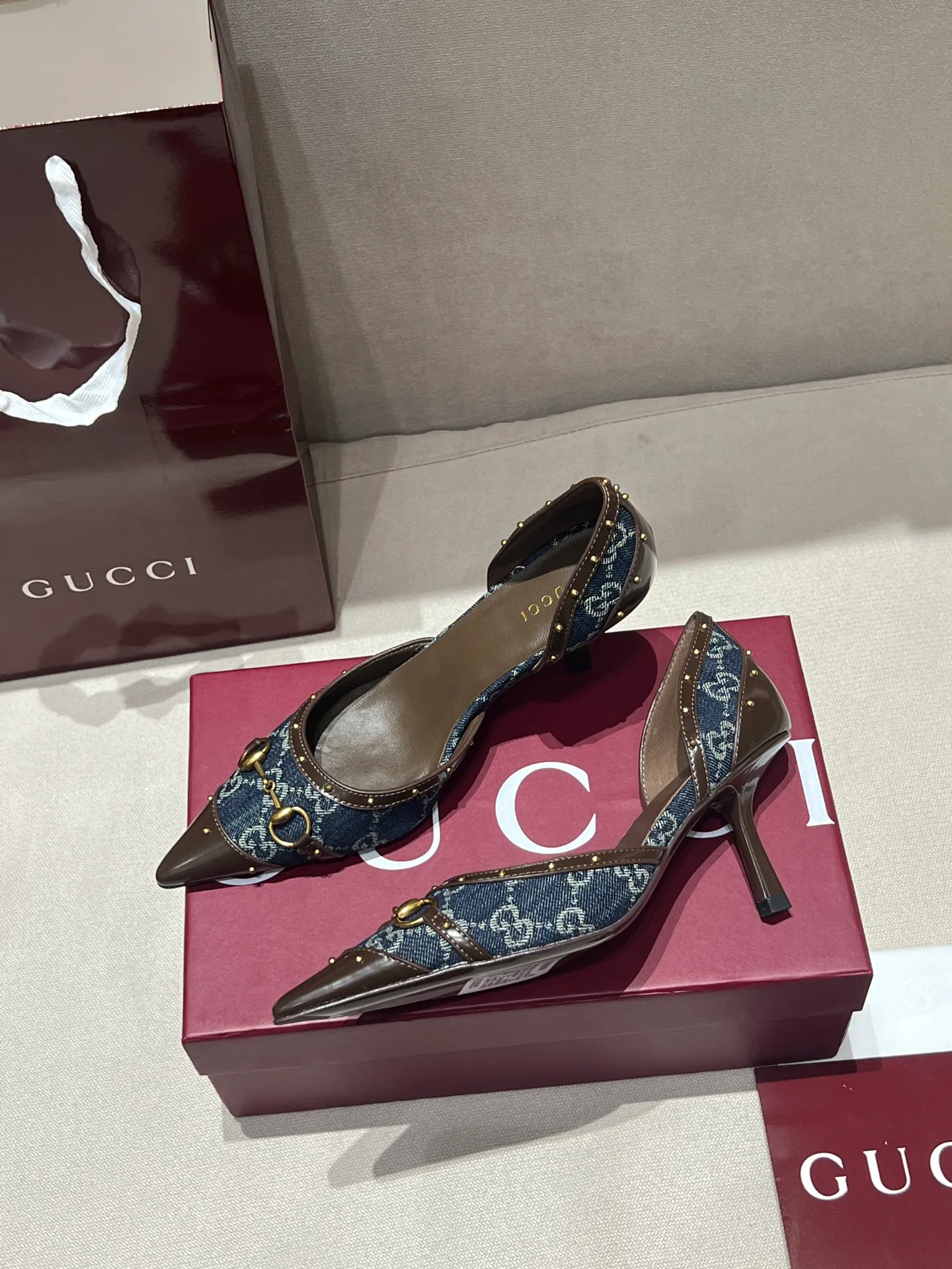 Туфли Женские Gucci 18020263