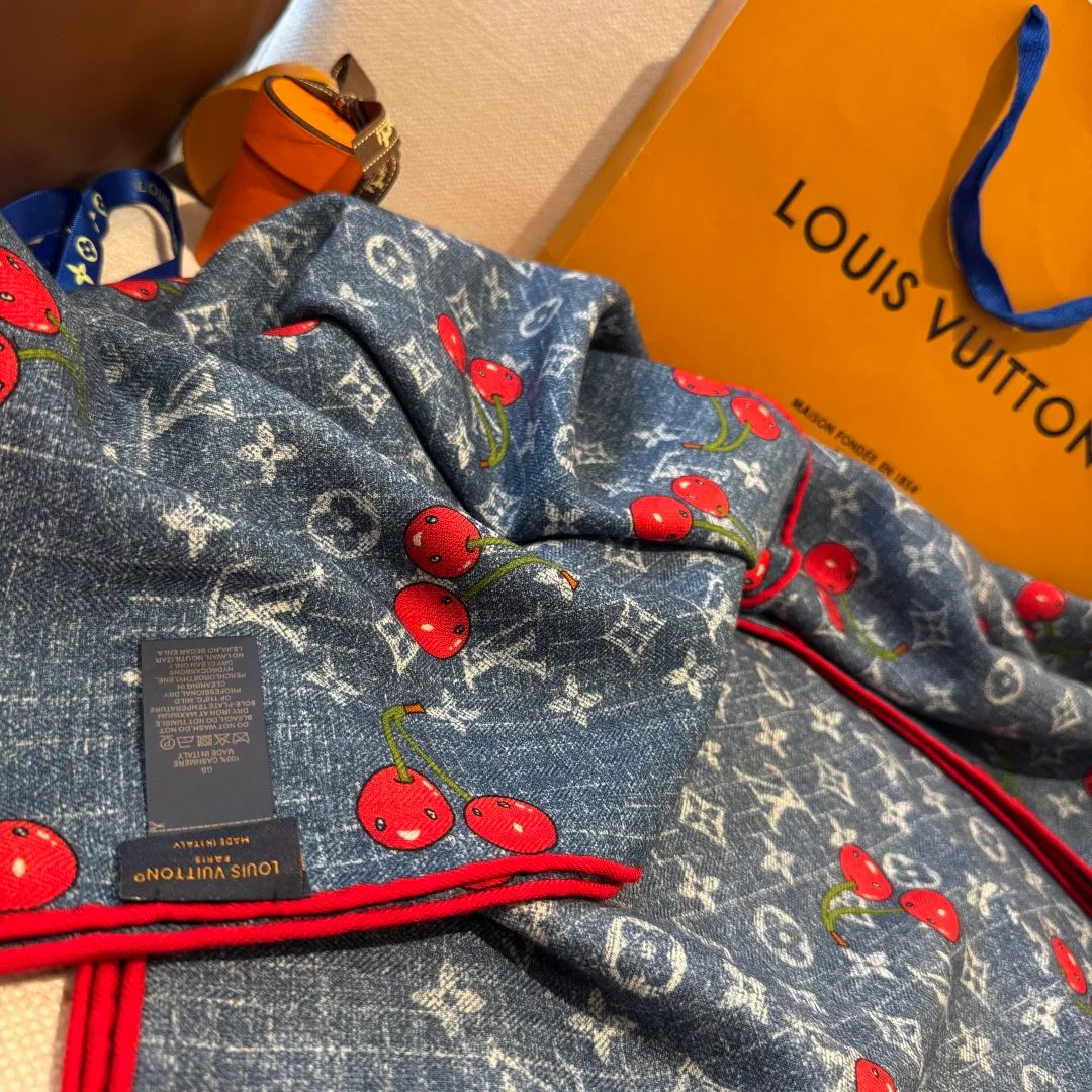 Шарфы Louis Vuitton 920479