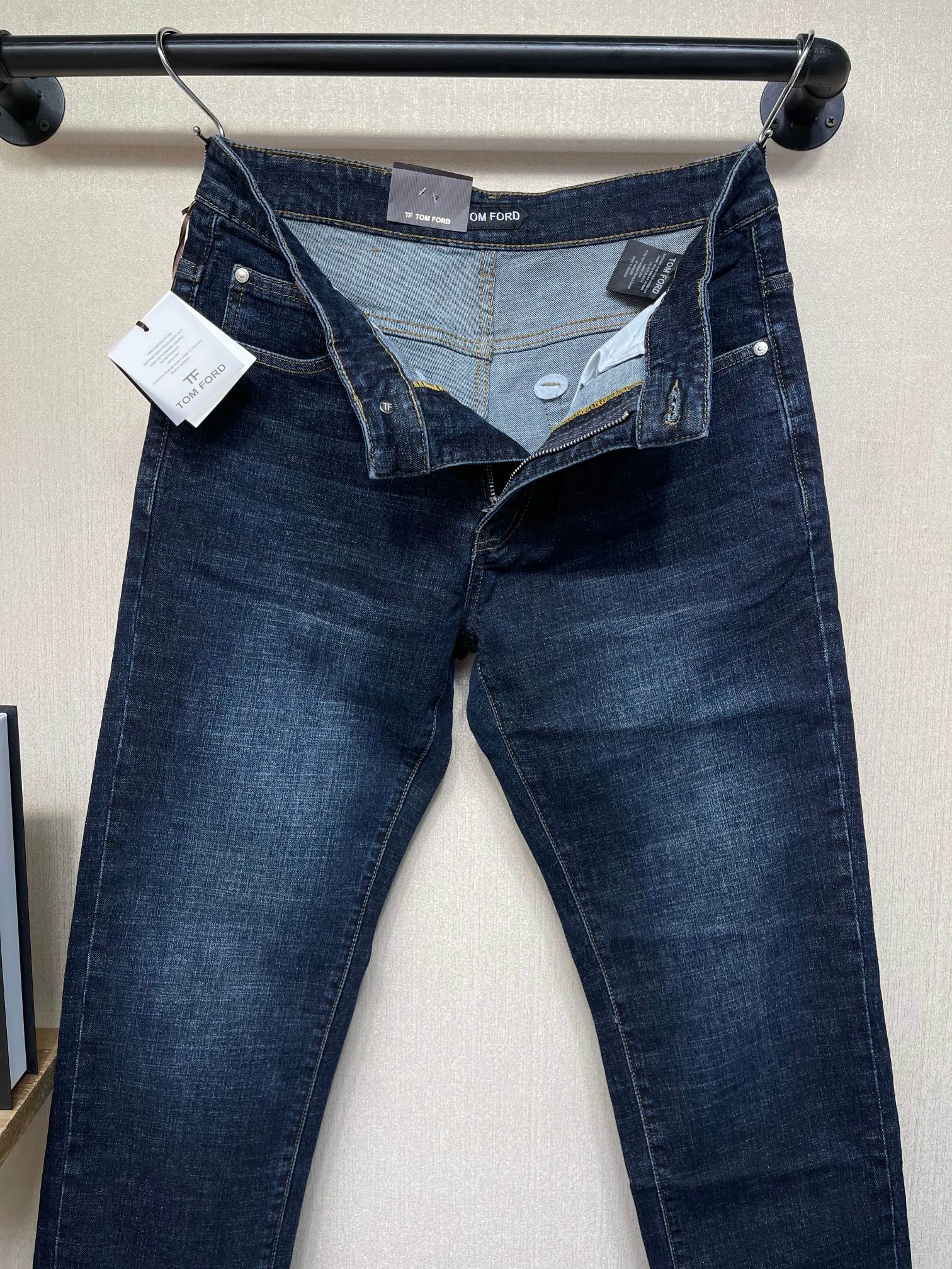 Джинсы Мужские Tom Ford 18343797