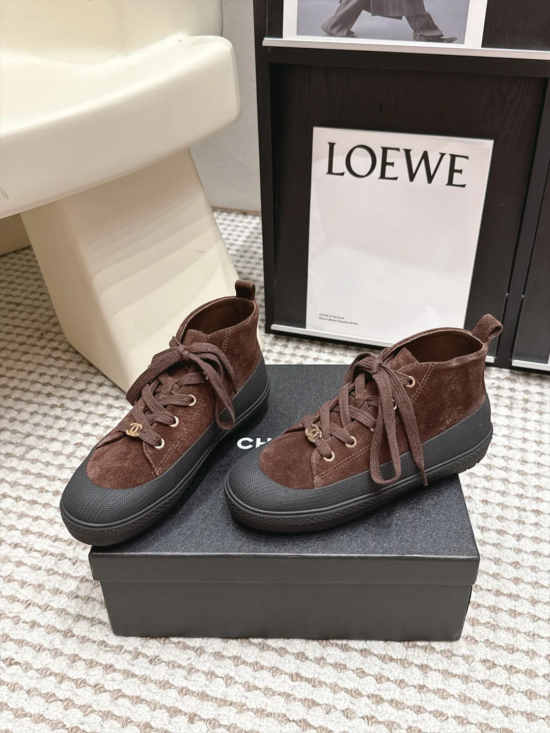 Кроссовки Женские Chanel 18497856