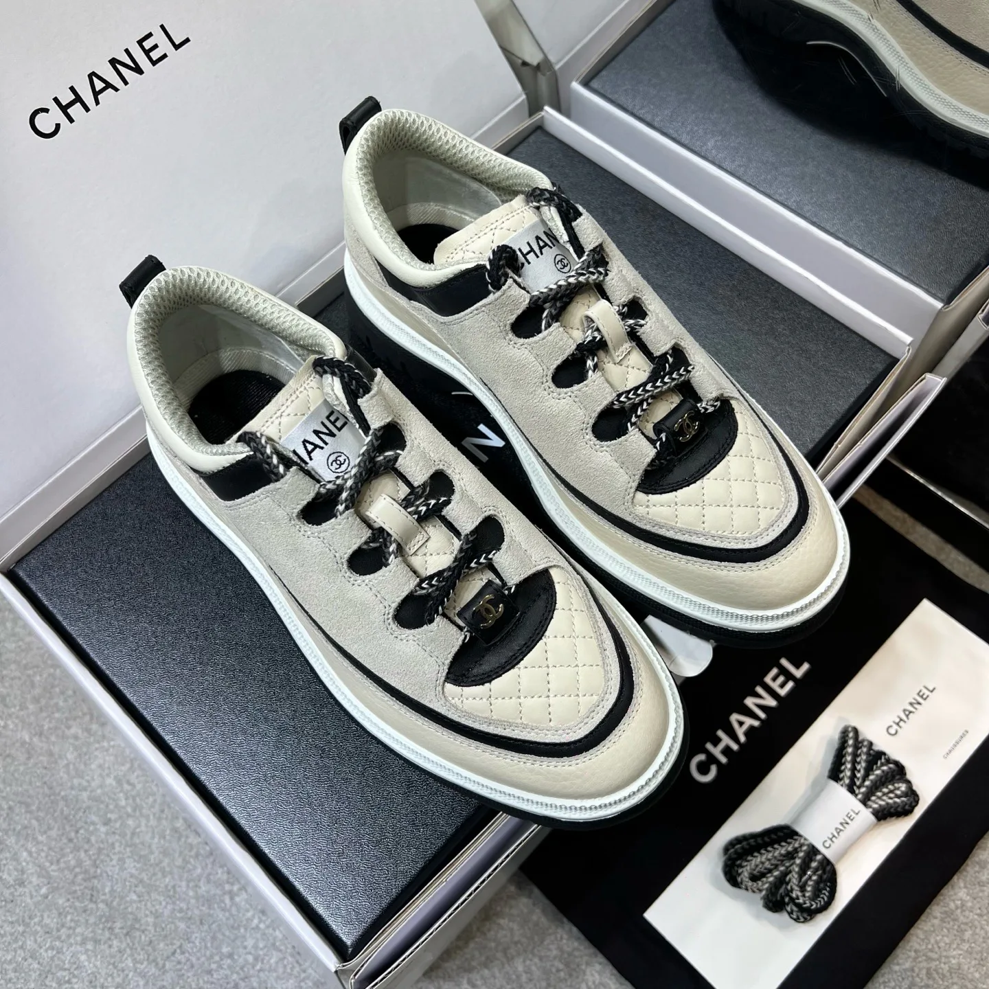 Кроссовки Женские Chanel 21547