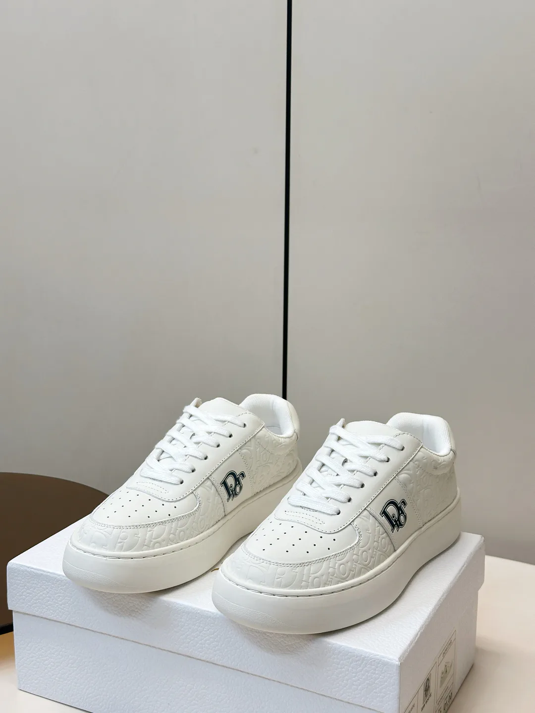 Кроссовки Женские Christian Dior 18080415