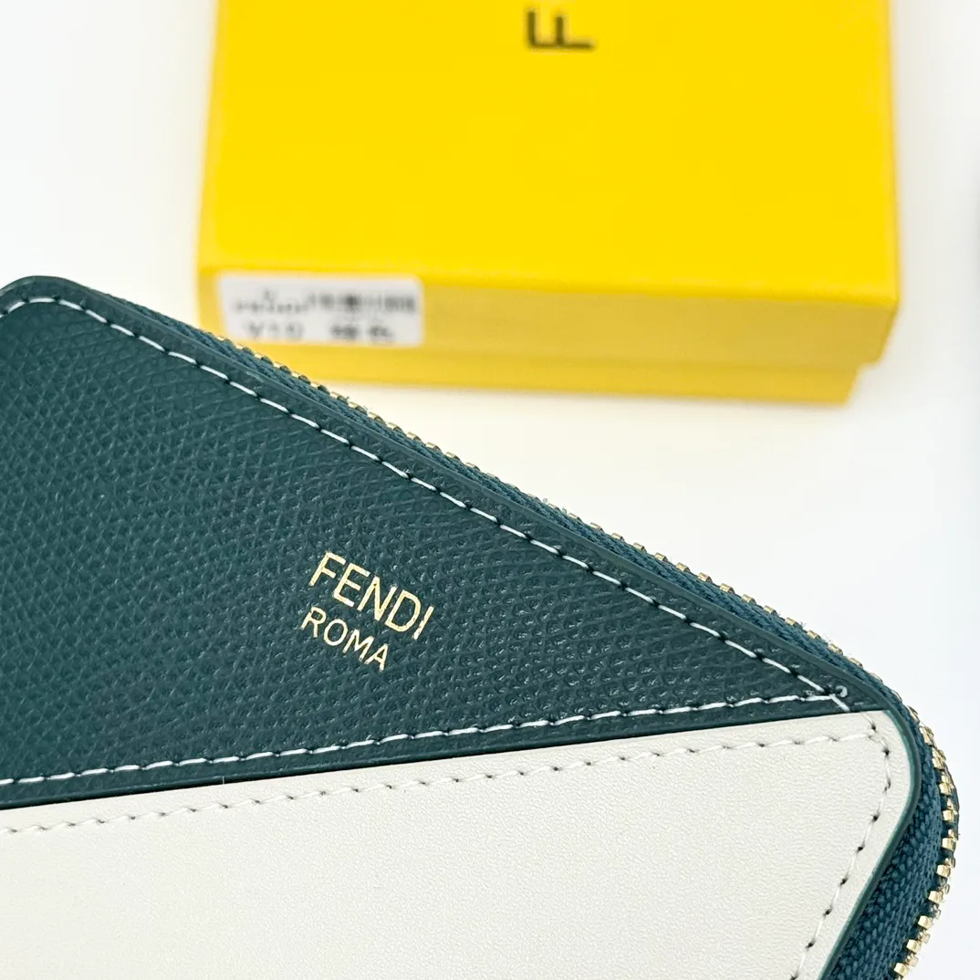 Клатчи Женские Fendi 442062