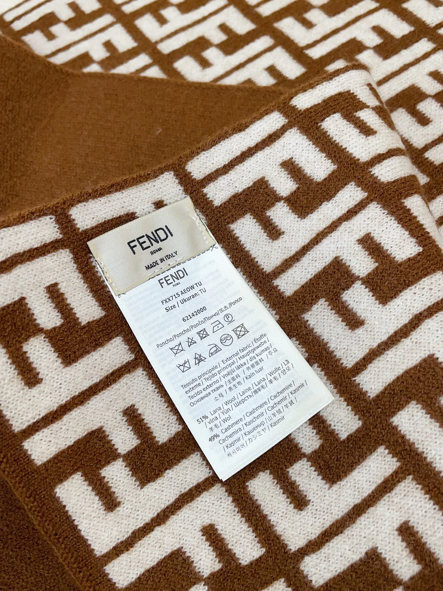 Шарфы Fendi 966243
