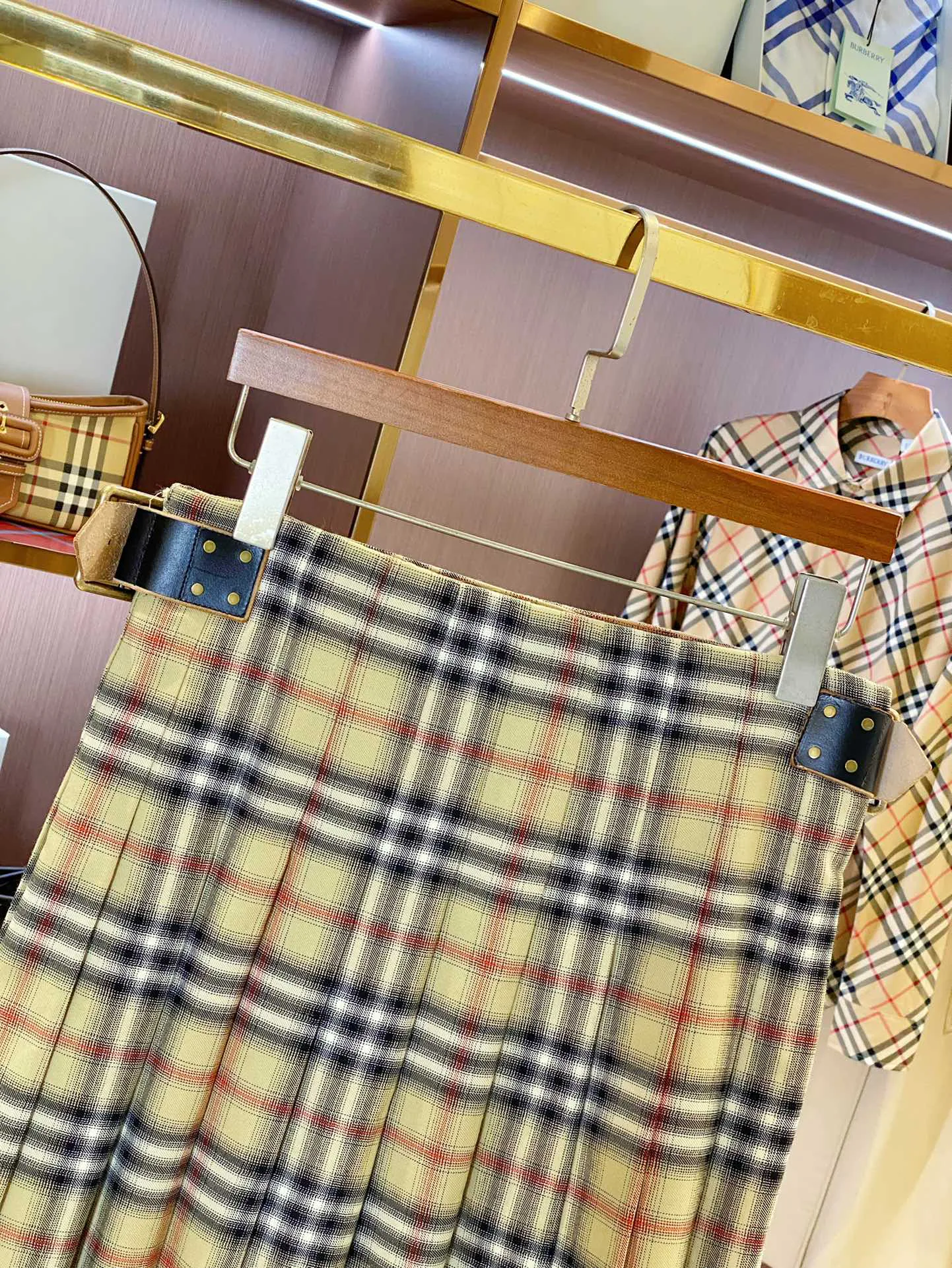 Юбки Женские Burberry 18386453