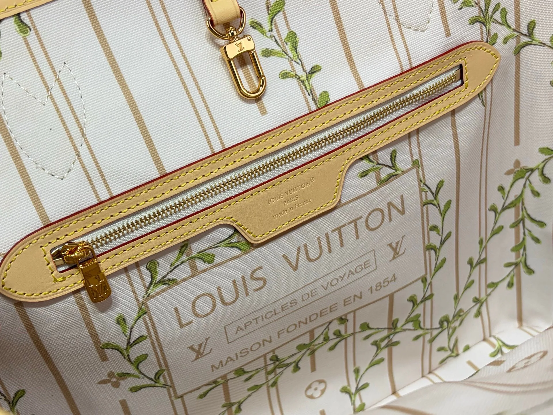 Классические Сумки Женские Louis Vuitton 16893048